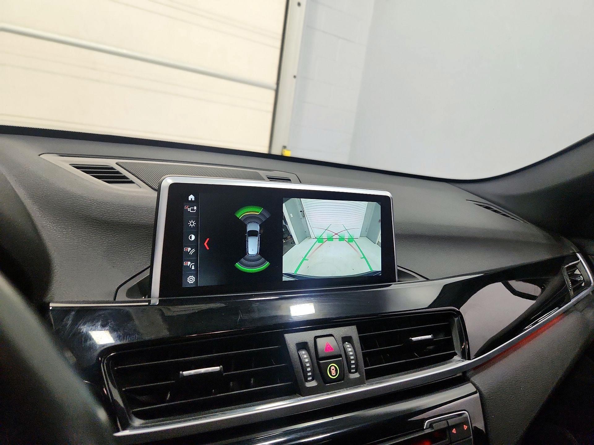 Thumbnail: 2019 BMW X1 - 15