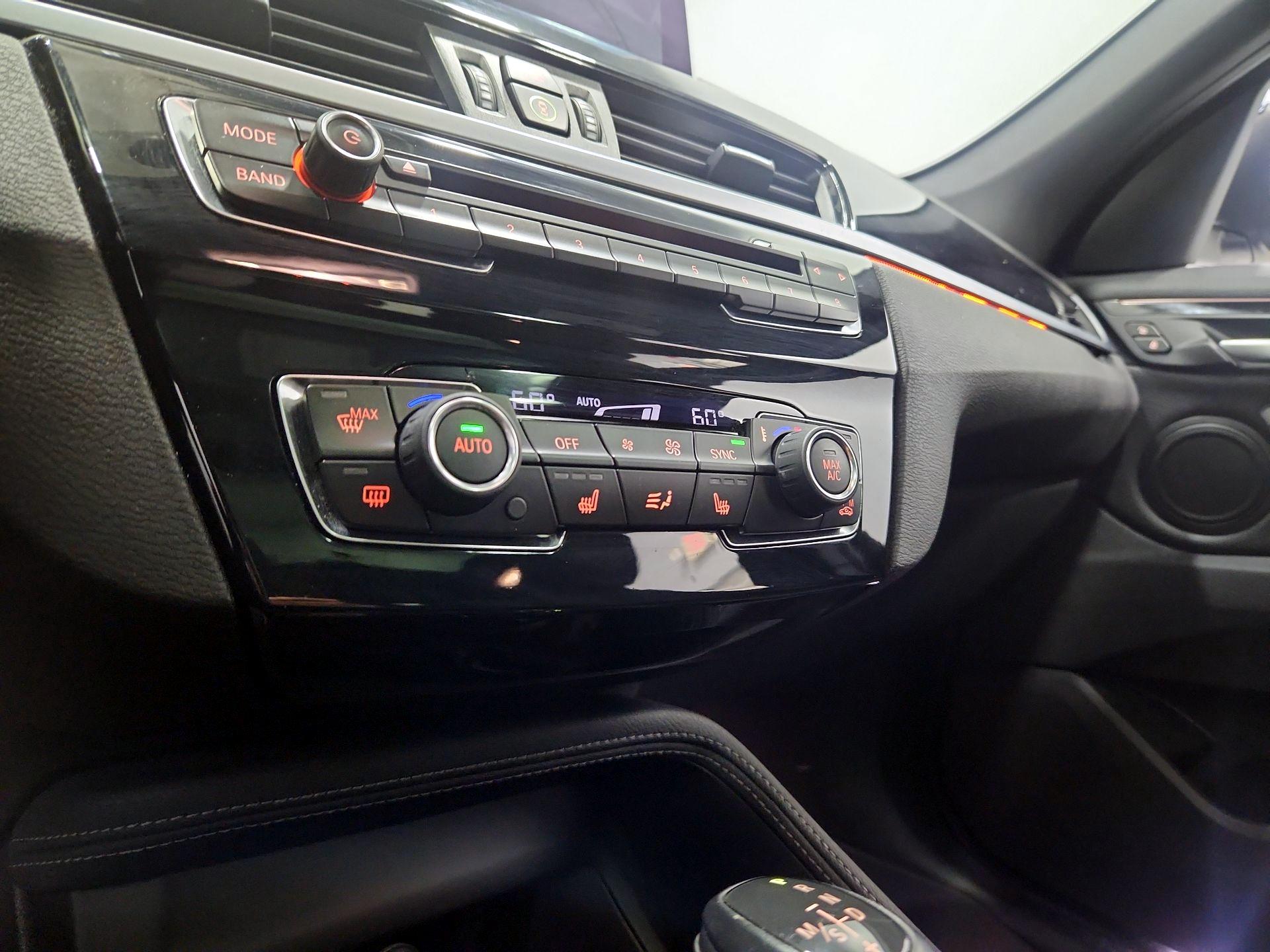Thumbnail: 2019 BMW X1 - 17