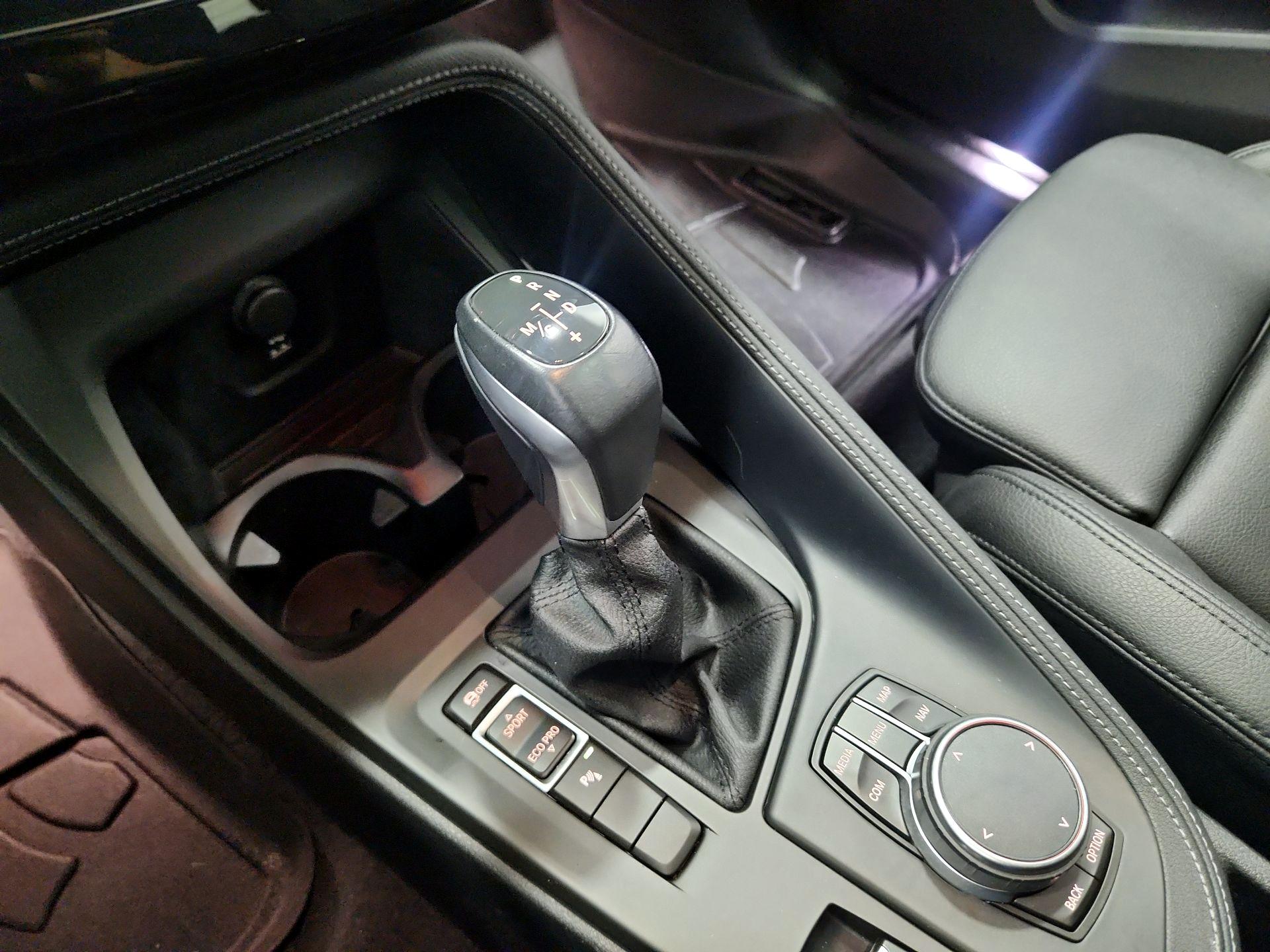 Thumbnail: 2019 BMW X1 - 18