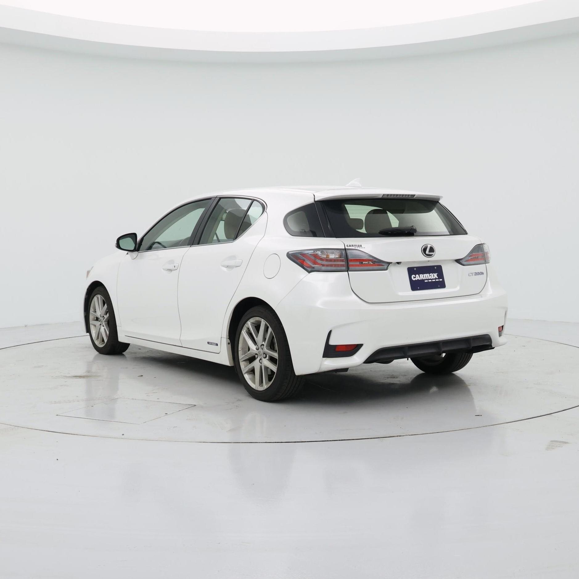 Thumbnail: 2016 Lexus CT - 2