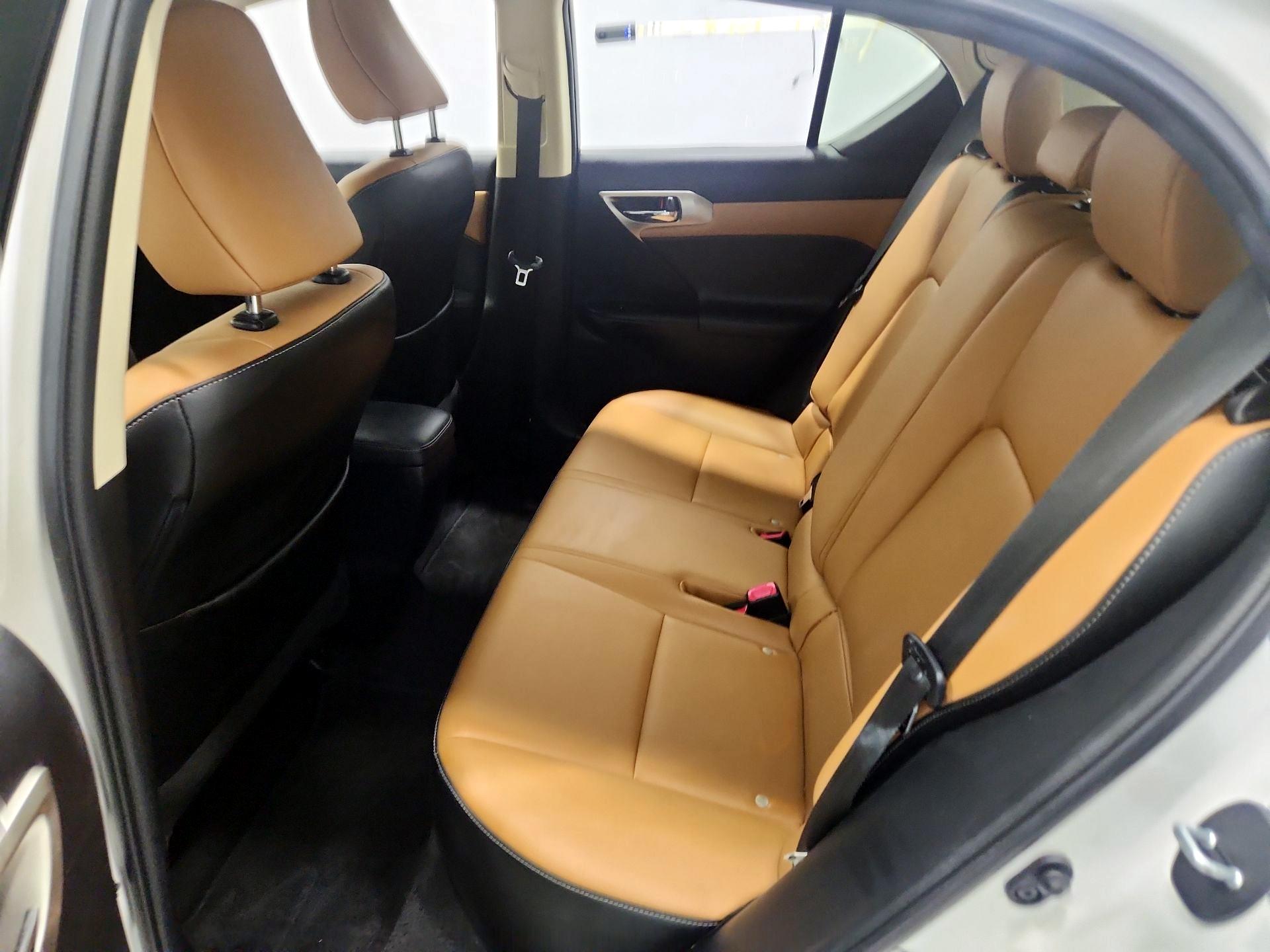 Thumbnail: 2016 Lexus CT - 19