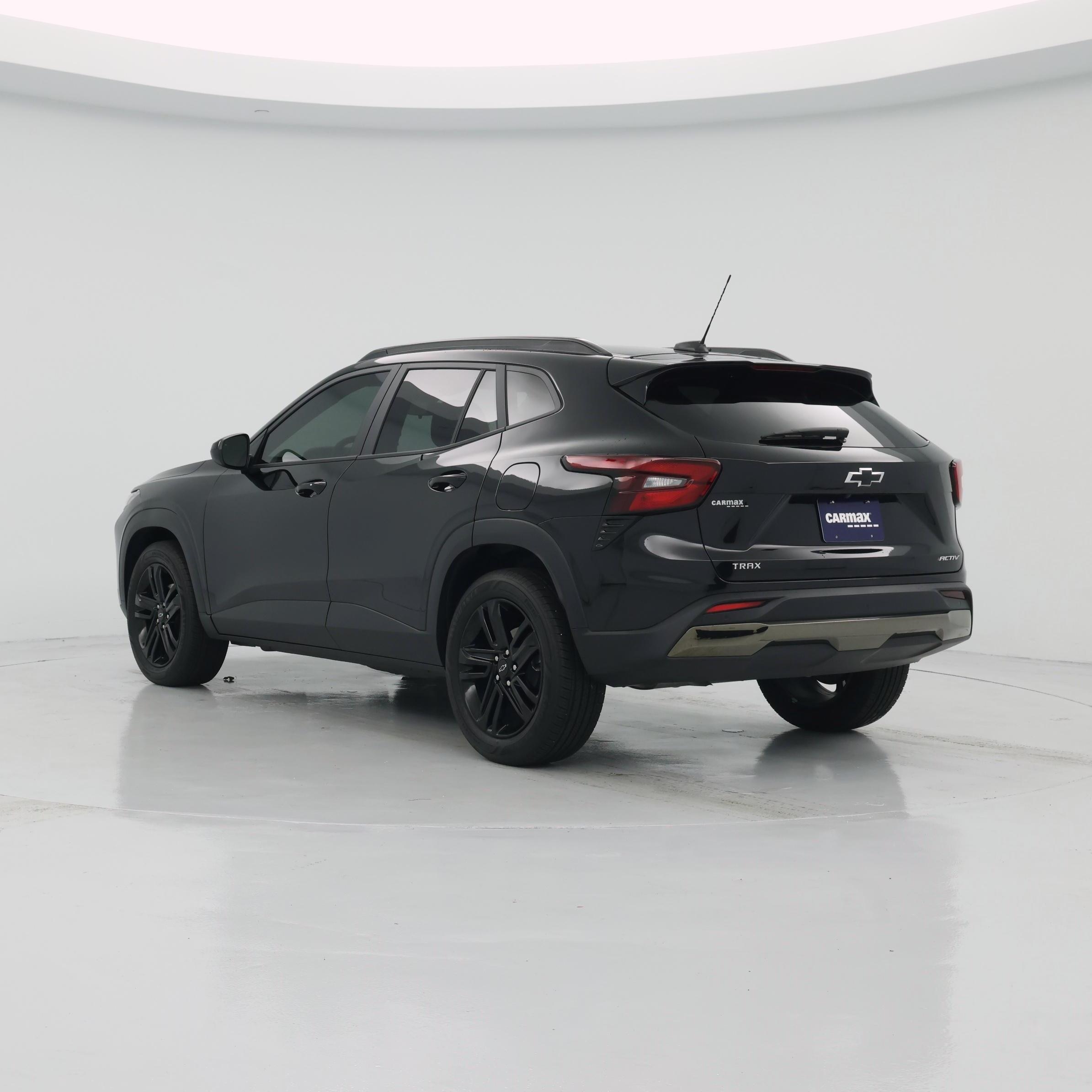 Thumbnail: 2025 Chevrolet Trax - 2