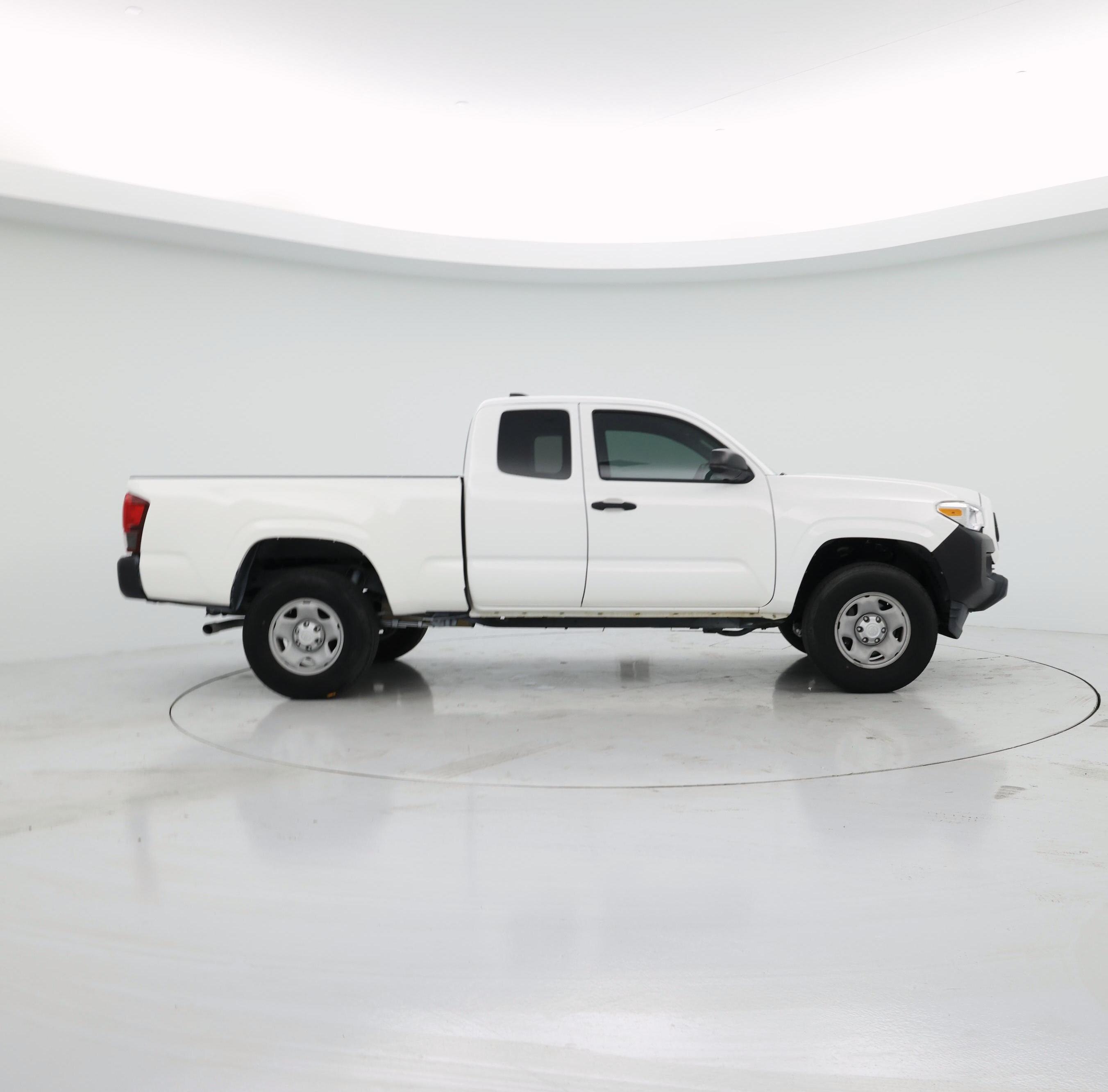 Thumbnail: 2020 Toyota Tacoma - 7