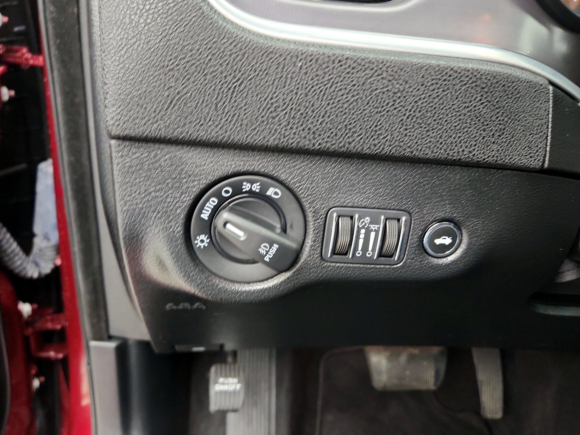 Thumbnail: 2021 Dodge Charger - 13