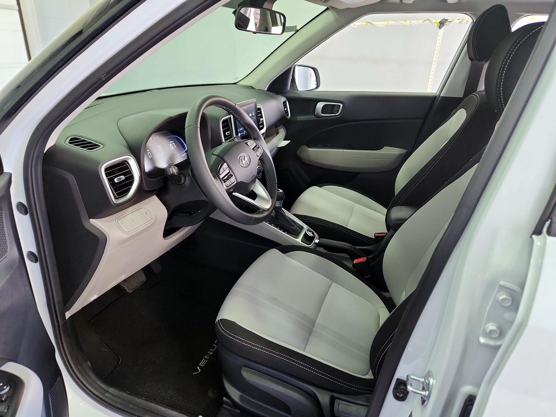 Thumbnail: 2025 Hyundai Venue - 11