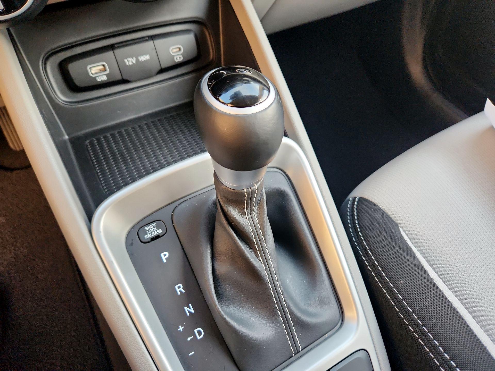 Thumbnail: 2025 Hyundai Venue - 17