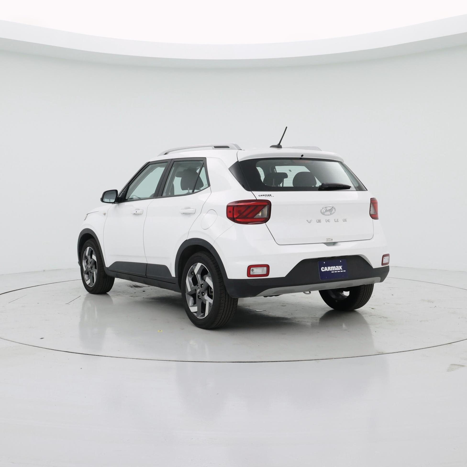 Thumbnail: 2025 Hyundai Venue - 2