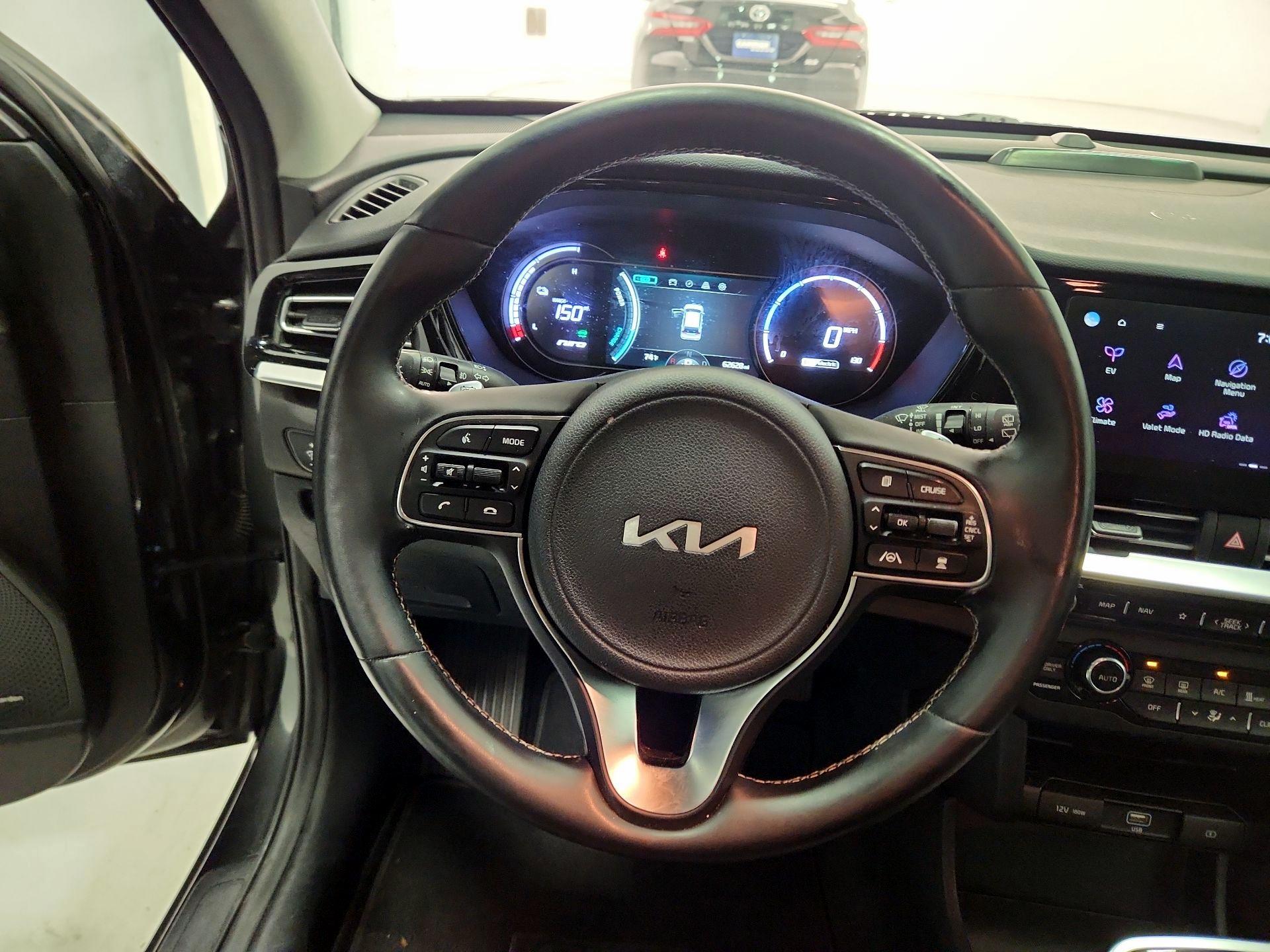 Thumbnail: 2022 Kia Niro - 10