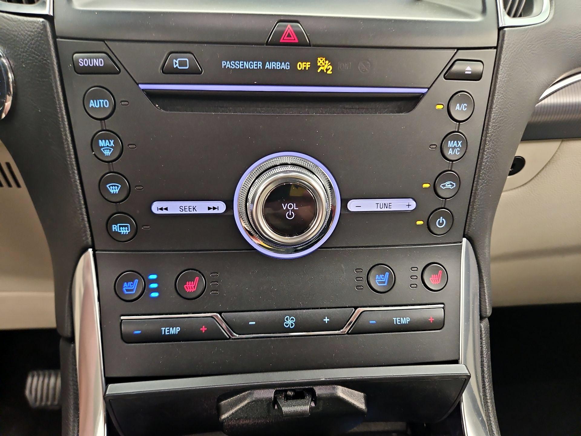 Thumbnail: 2019 Ford Edge - 17
