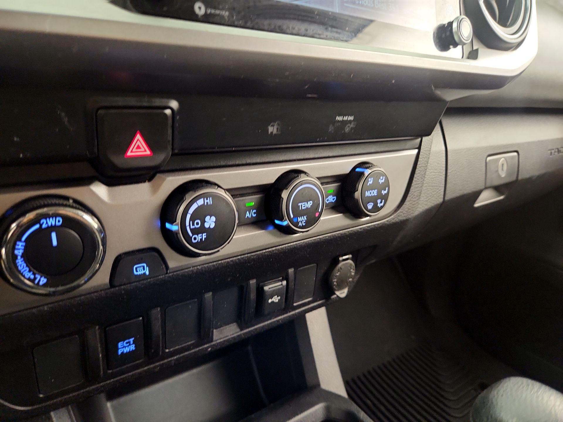 Thumbnail: 2021 Toyota Tacoma - 16