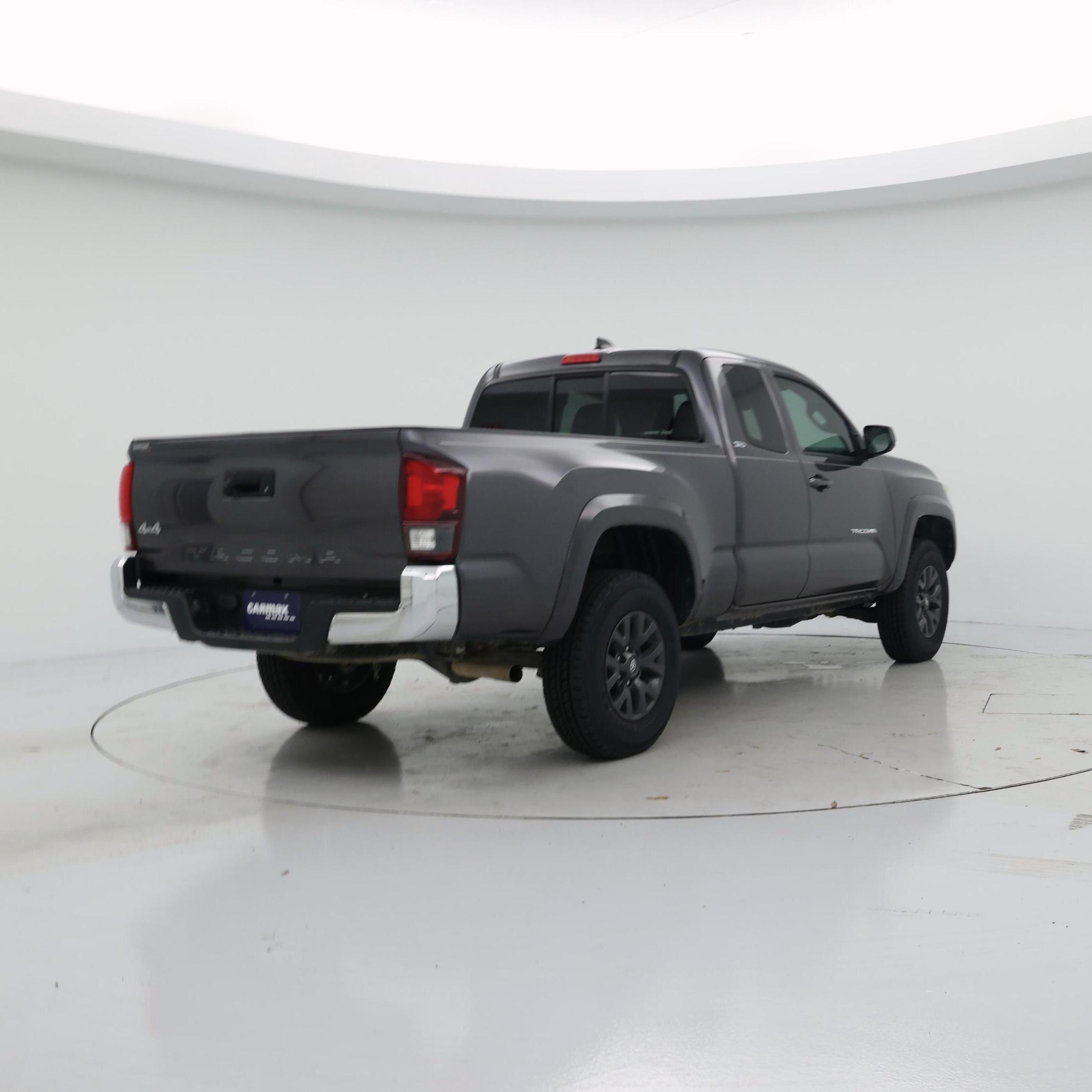 Thumbnail: 2021 Toyota Tacoma - 8