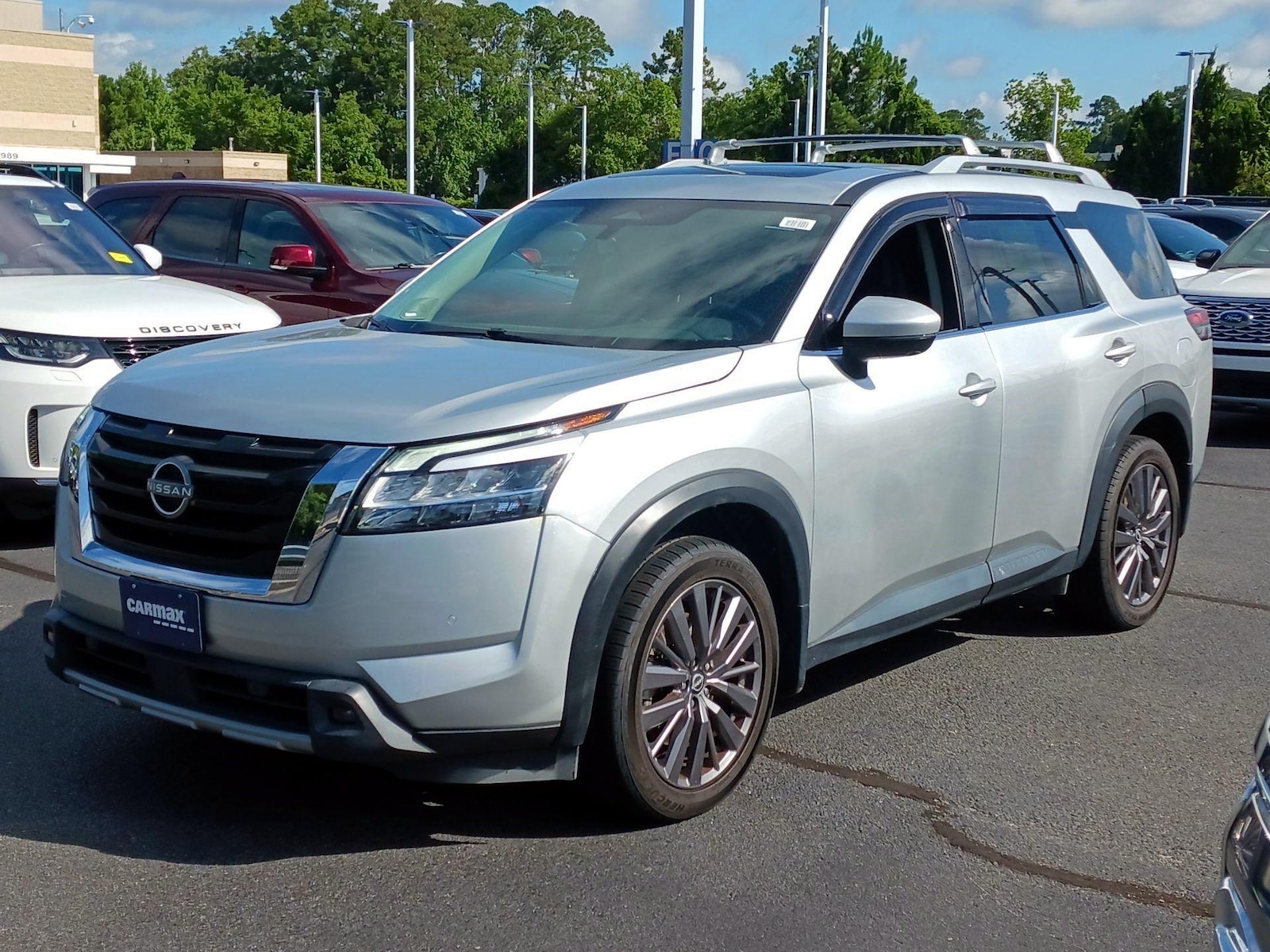 2023 Nissan Pathfinder SL - Photo 4