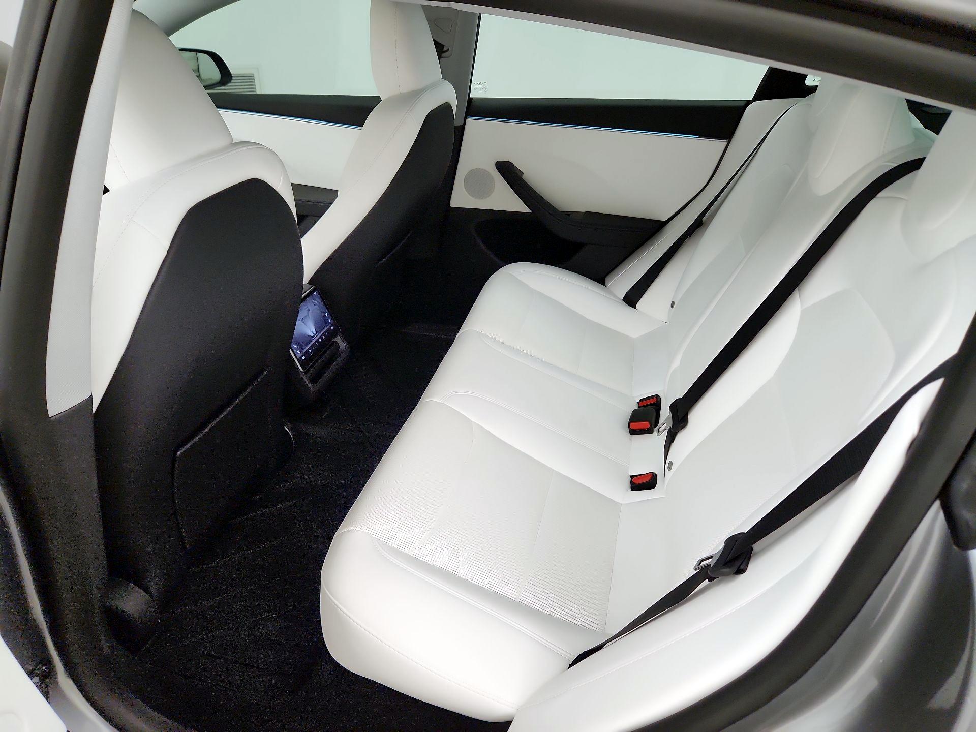 Thumbnail: 2025 Tesla Model 3 - 20