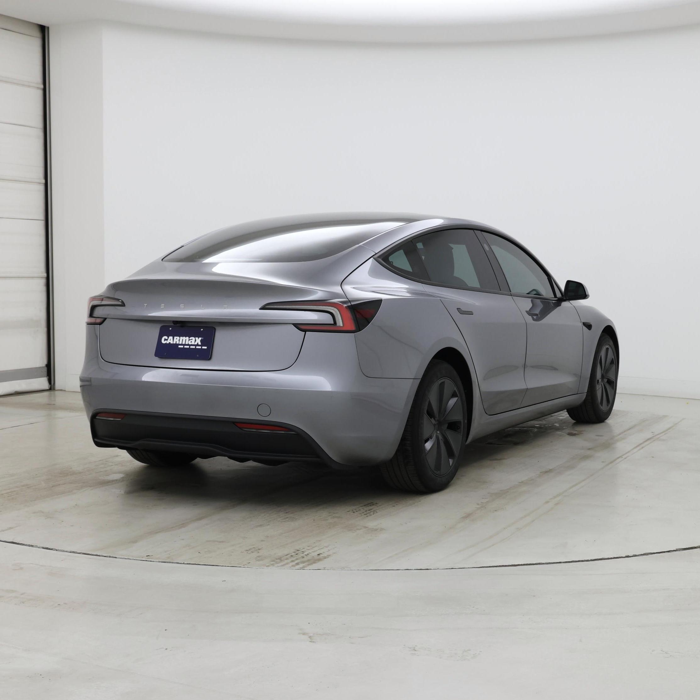 Thumbnail: 2025 Tesla Model 3 - 8