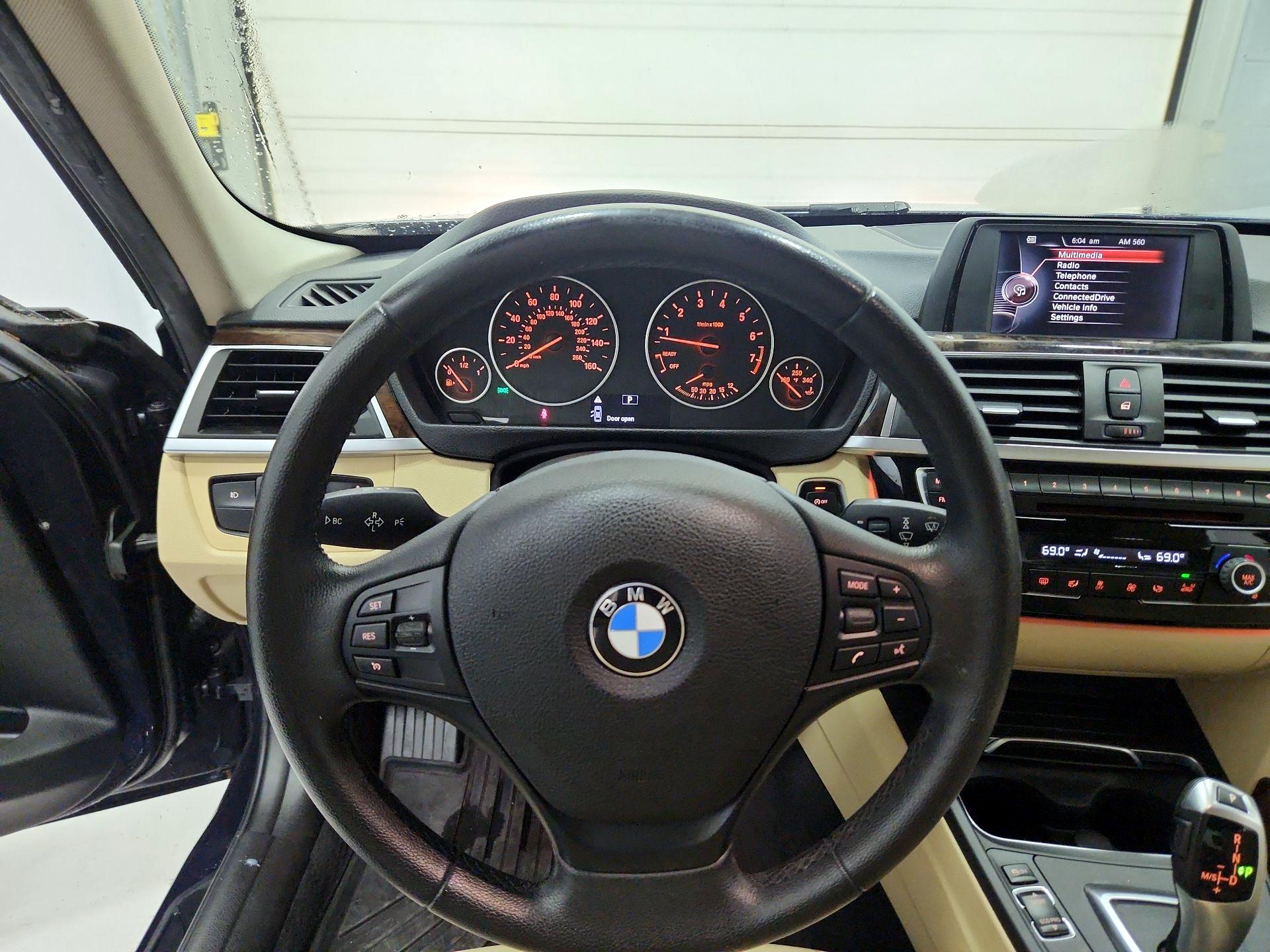 Thumbnail: 2017 BMW 3 Series - 10