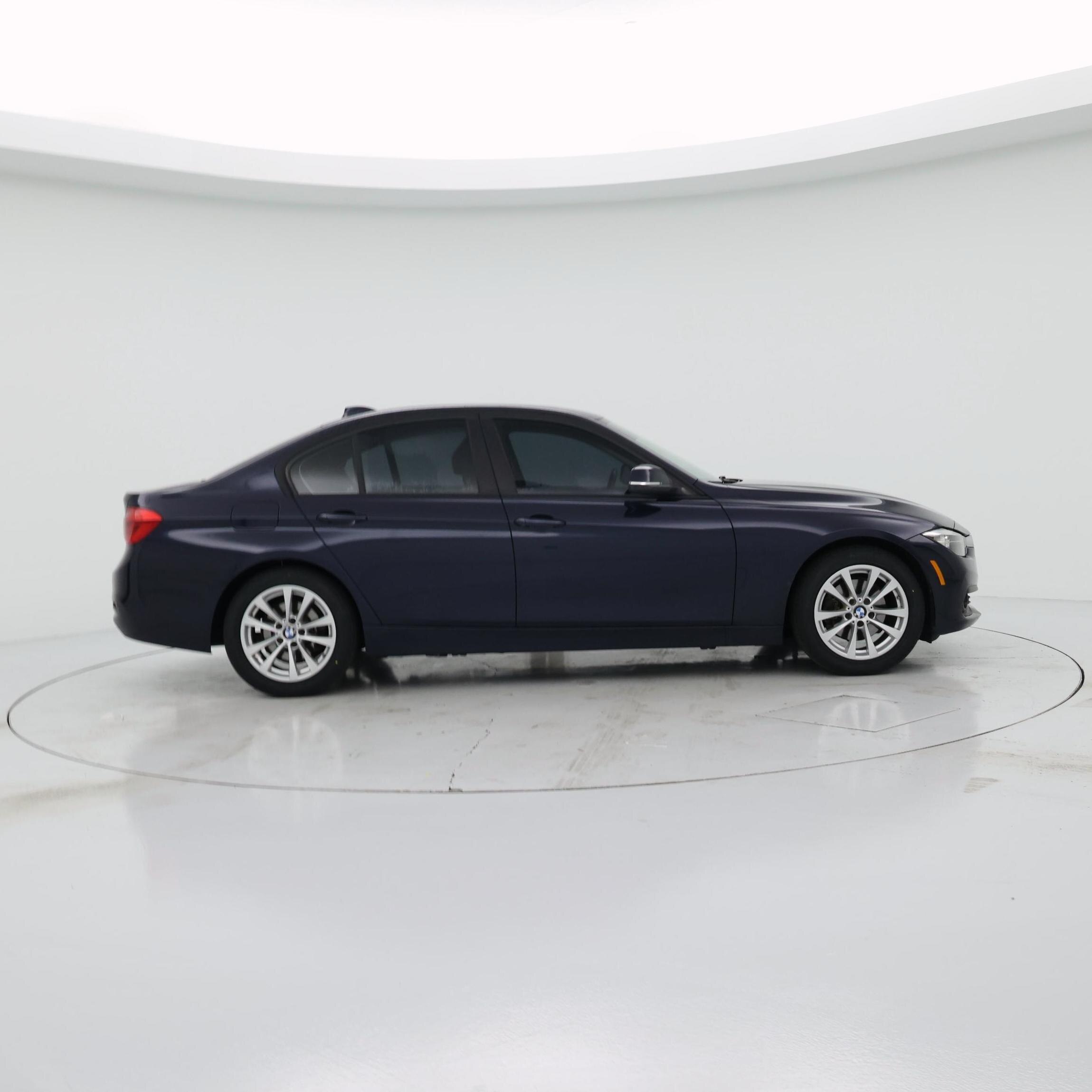 Thumbnail: 2017 BMW 3 Series - 7