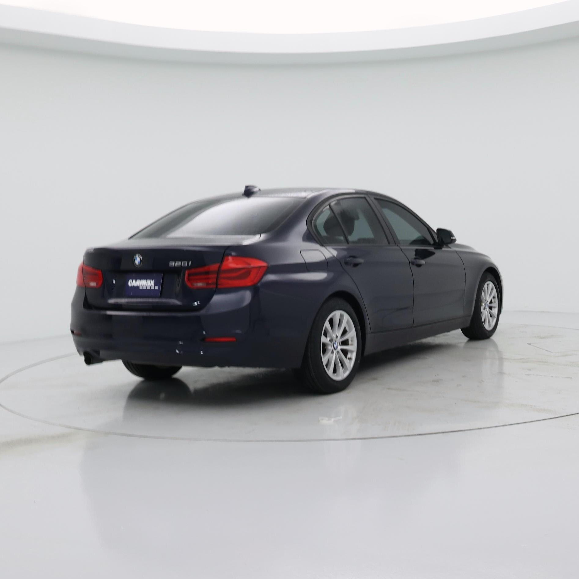 Thumbnail: 2017 BMW 3 Series - 8