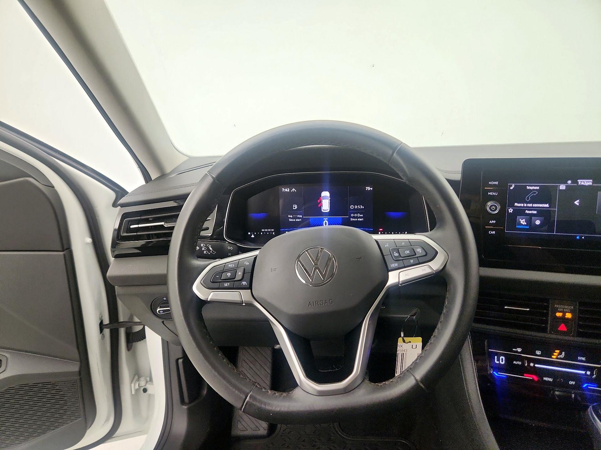 Thumbnail: 2025 Volkswagen Jetta - 10