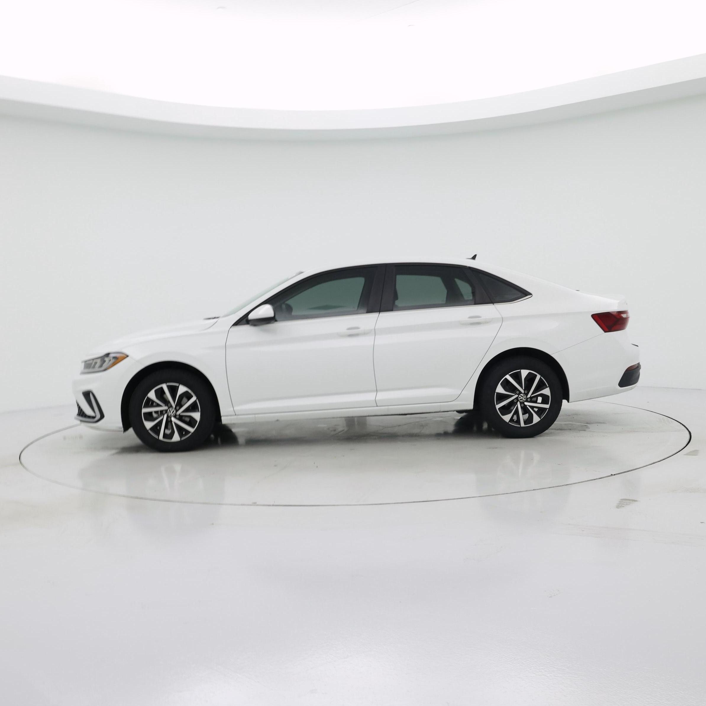 Thumbnail: 2025 Volkswagen Jetta - 3