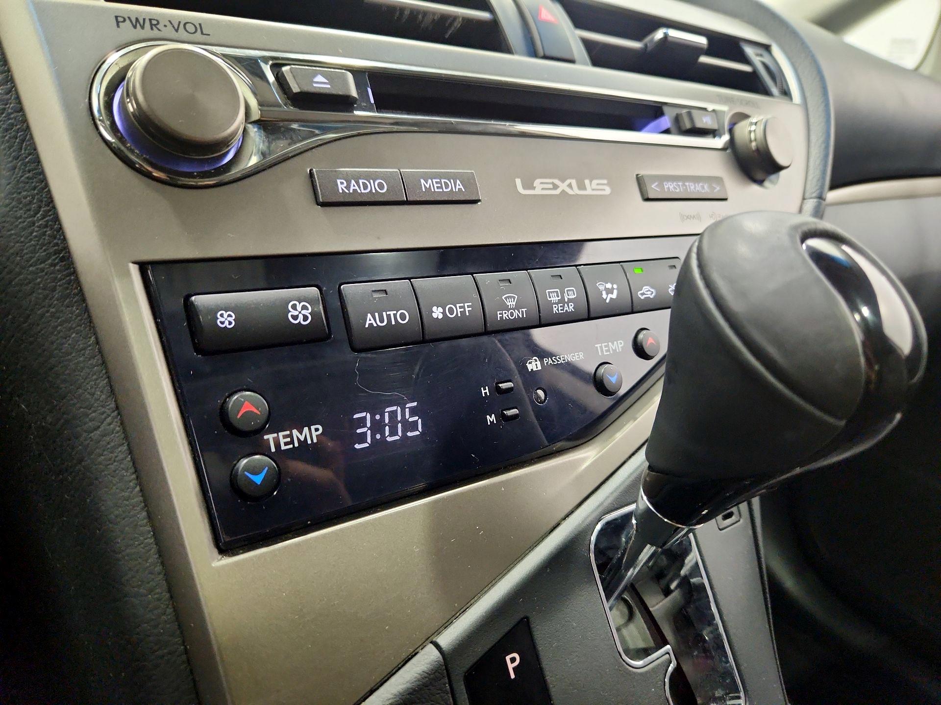 Thumbnail: 2015 Lexus RX - 16