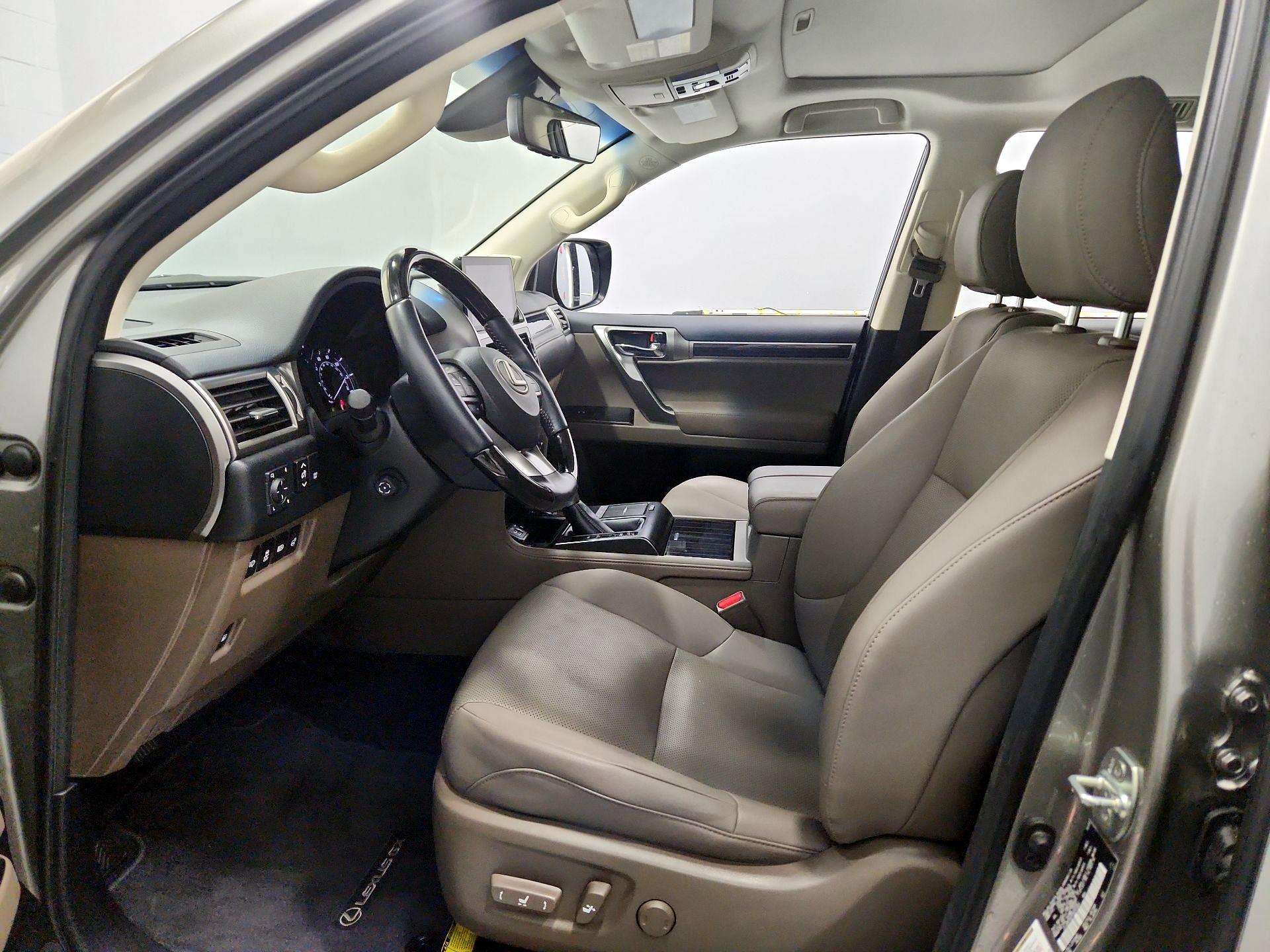 Thumbnail: 2023 Lexus GX - 11