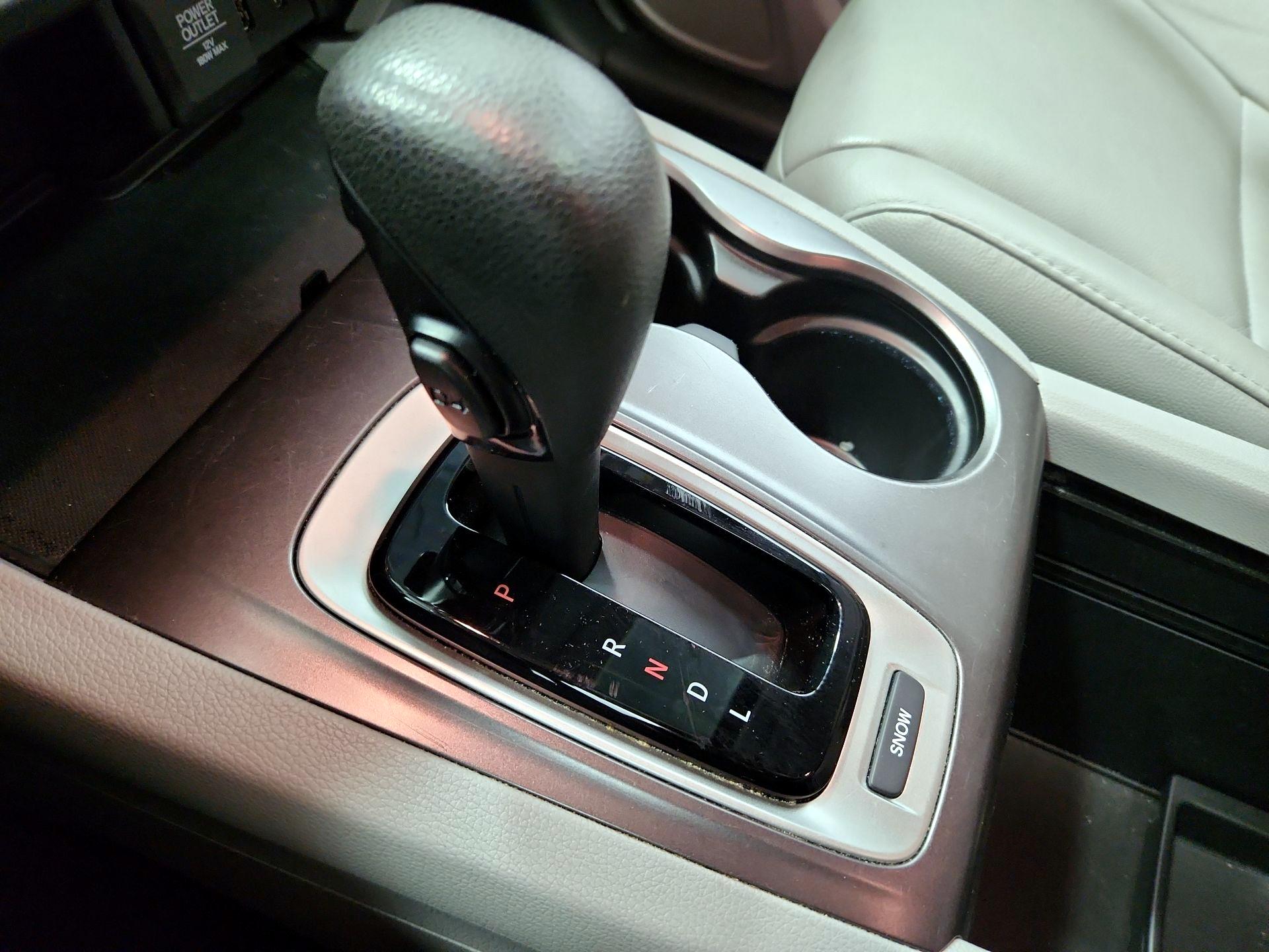 Thumbnail: 2018 Honda Pilot - 18