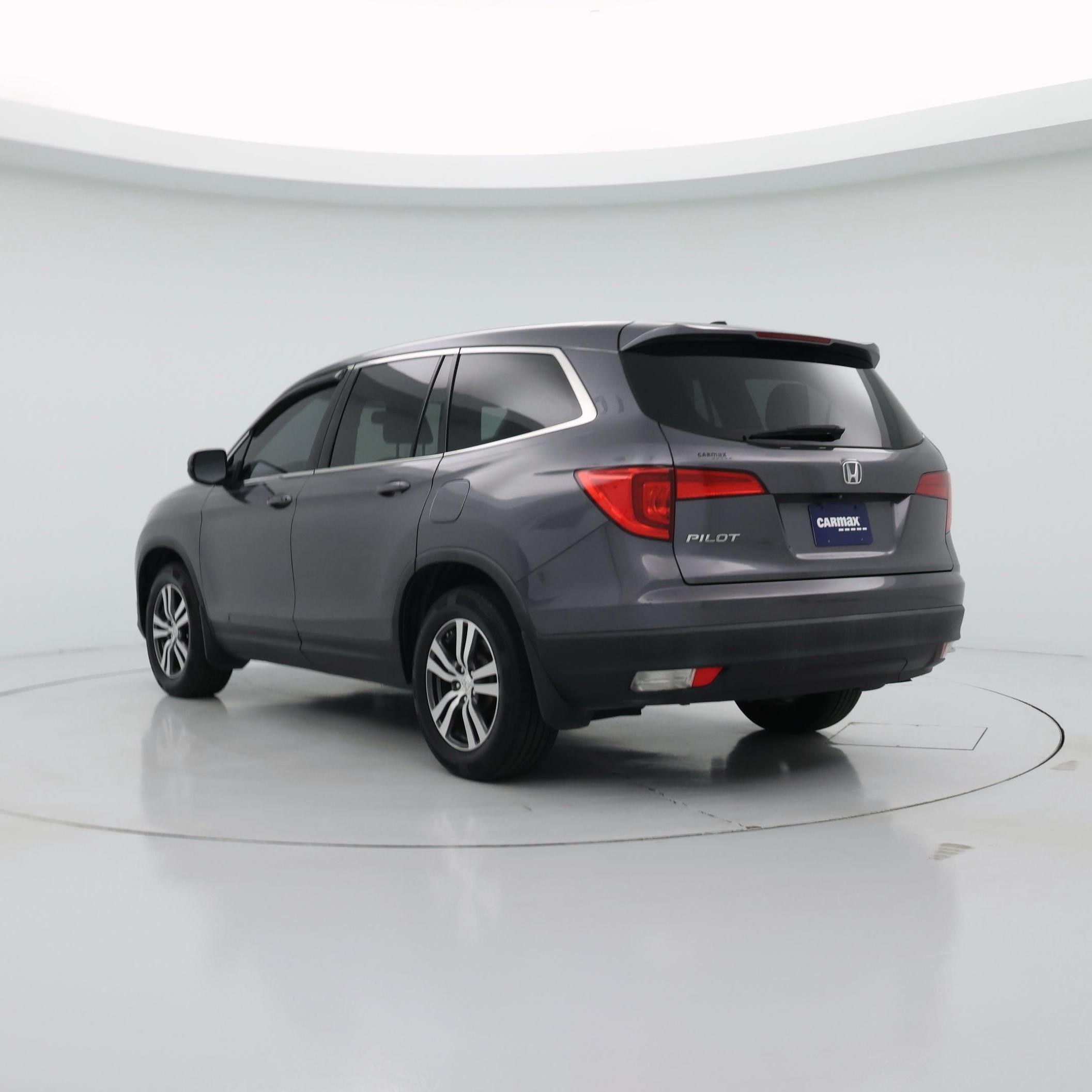 Thumbnail: 2018 Honda Pilot - 2