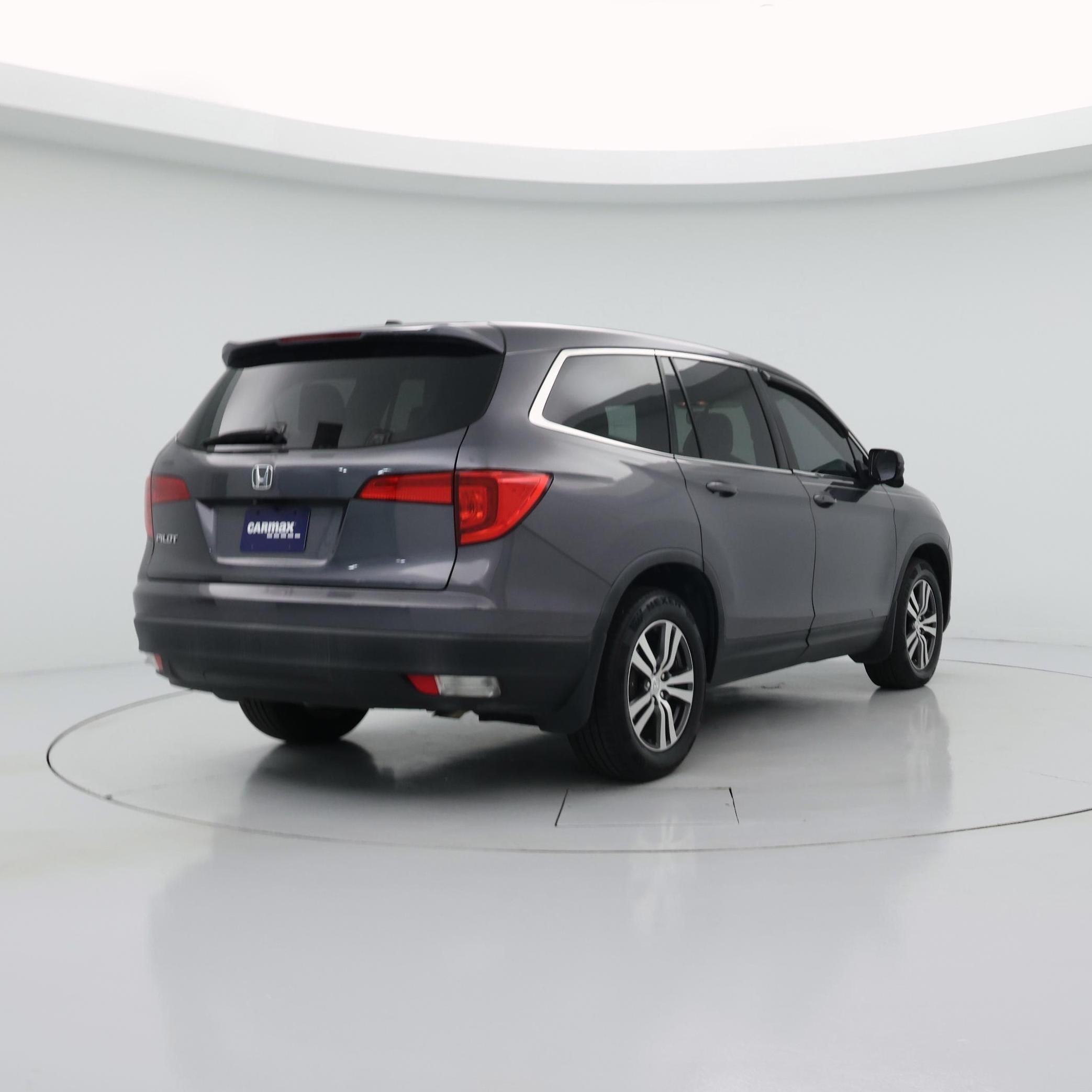 Thumbnail: 2018 Honda Pilot - 8
