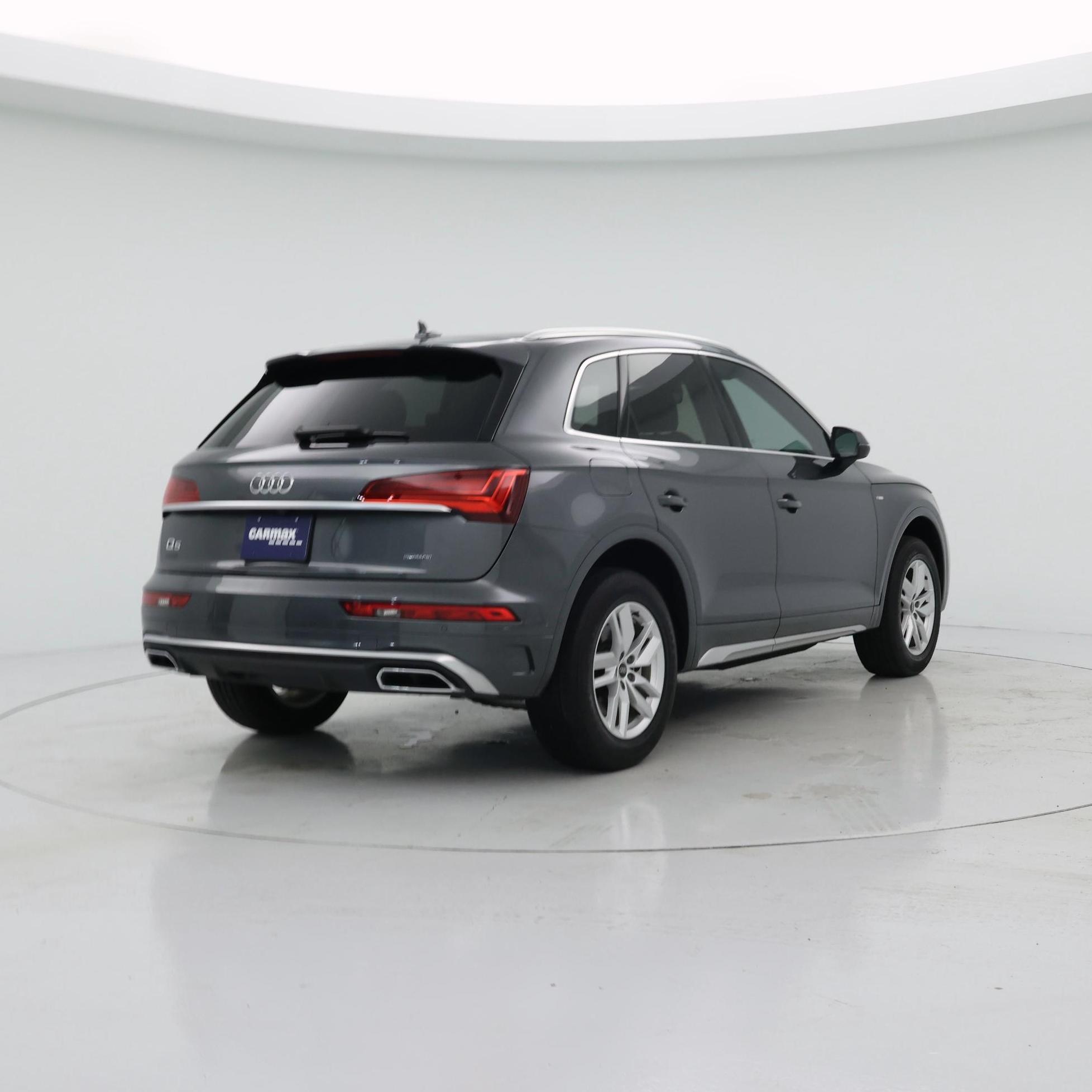 Thumbnail: 2024 Audi Q5 - 8