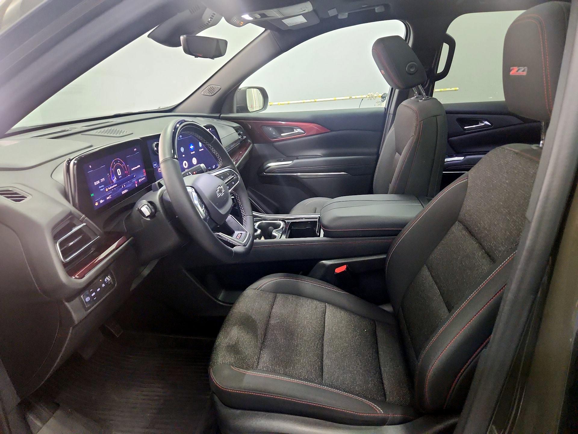 Thumbnail: 2024 Chevrolet Traverse - 11