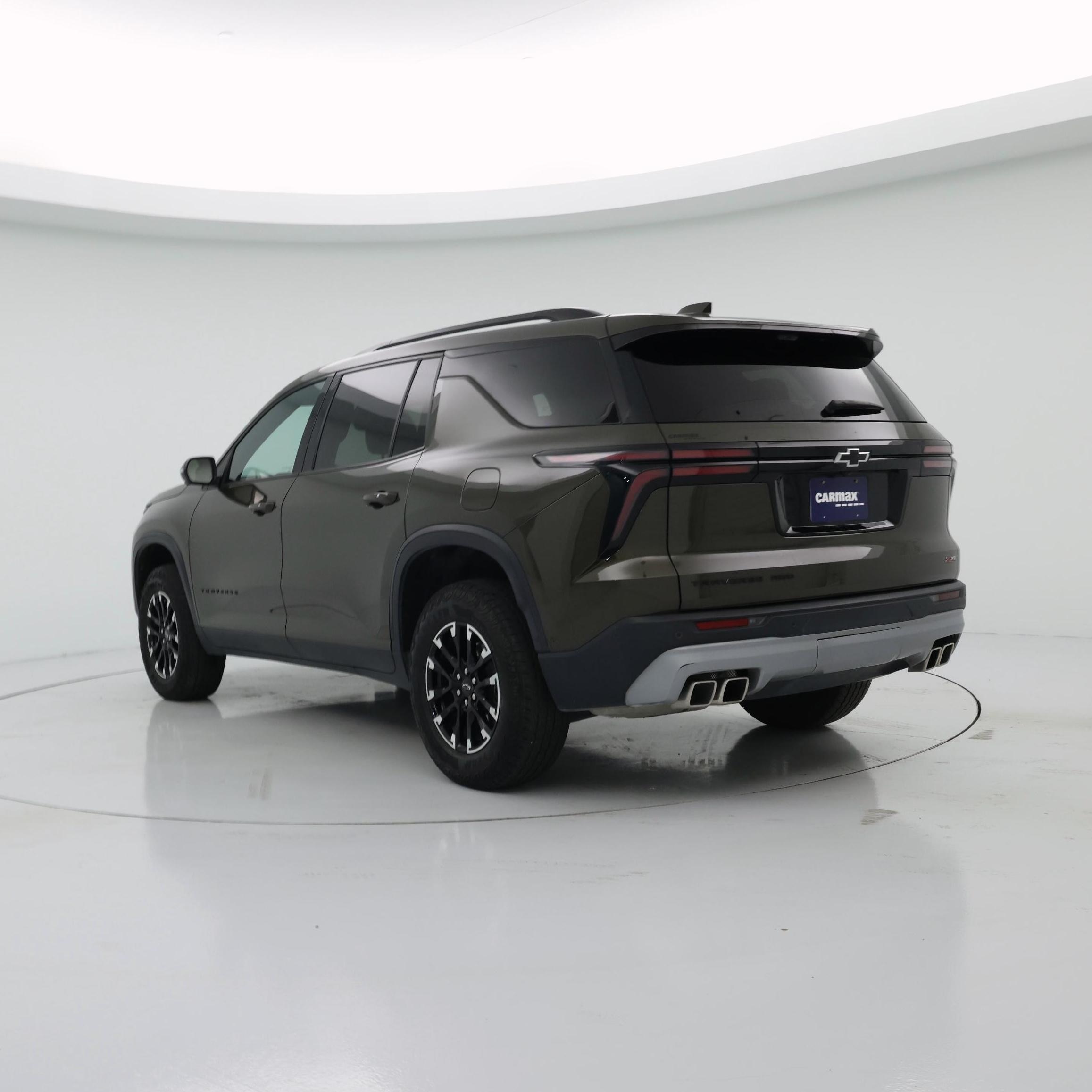 Thumbnail: 2024 Chevrolet Traverse - 2