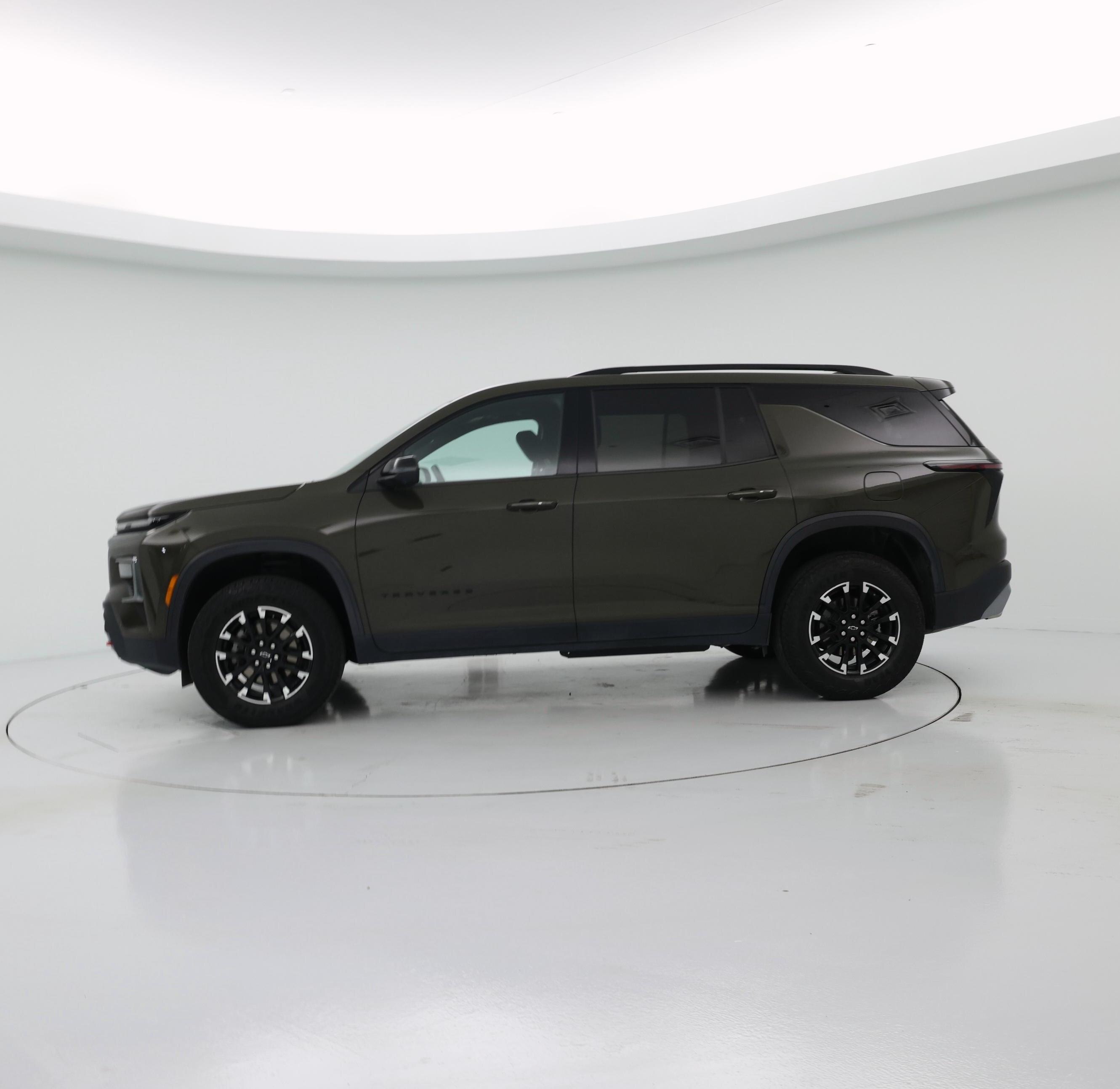 Thumbnail: 2024 Chevrolet Traverse - 3