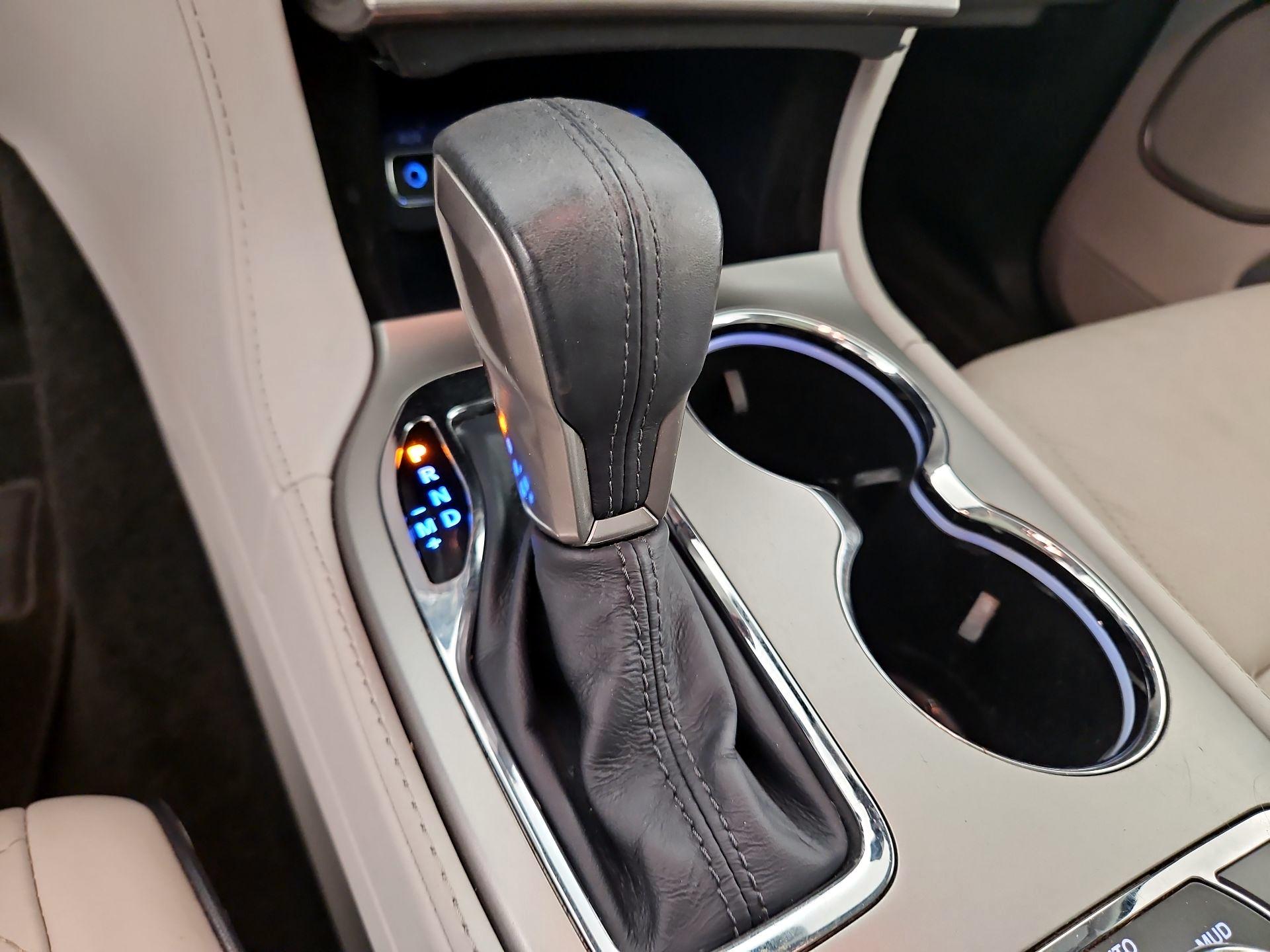 Thumbnail: 2017 Jeep Grand Cherokee - 18