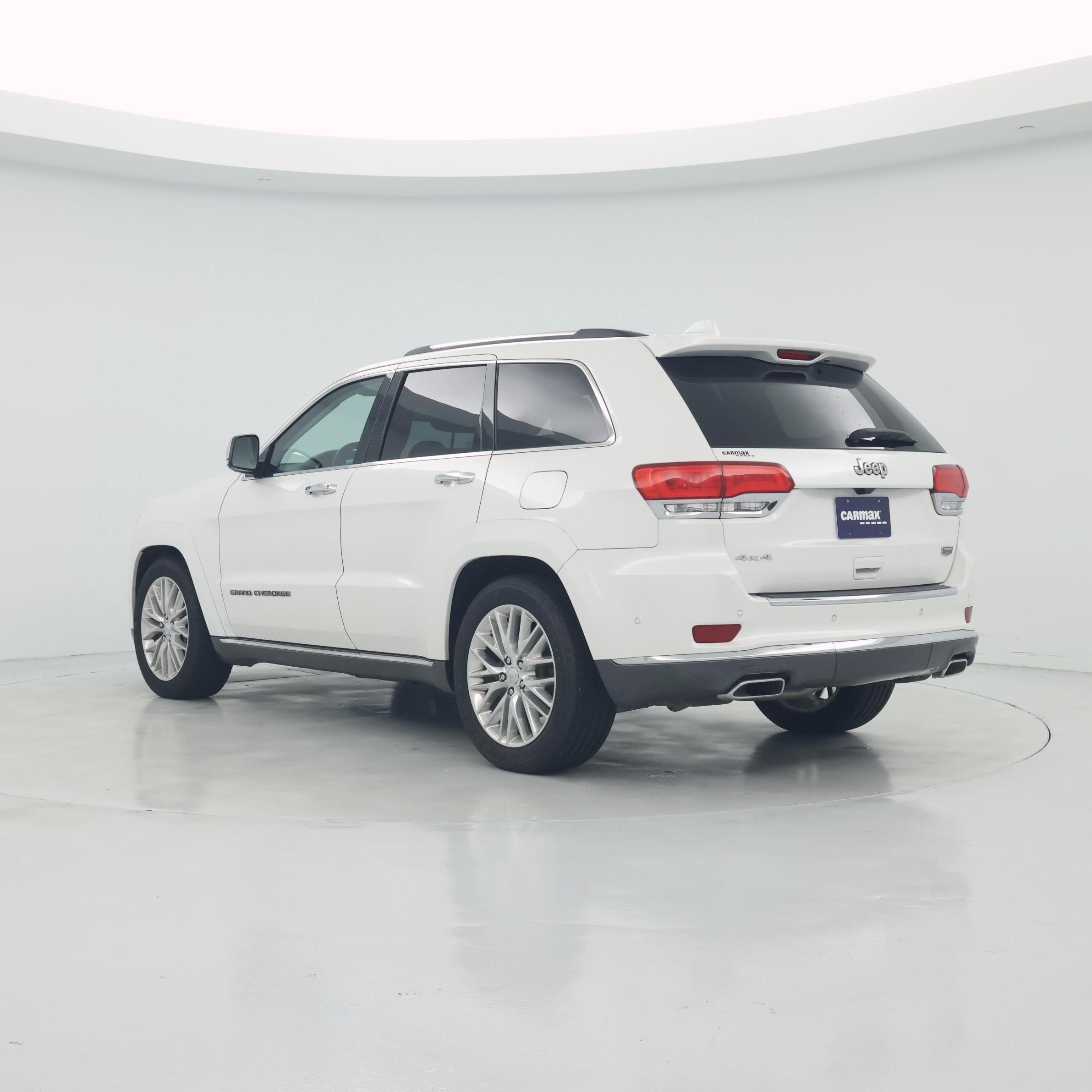Thumbnail: 2017 Jeep Grand Cherokee - 2