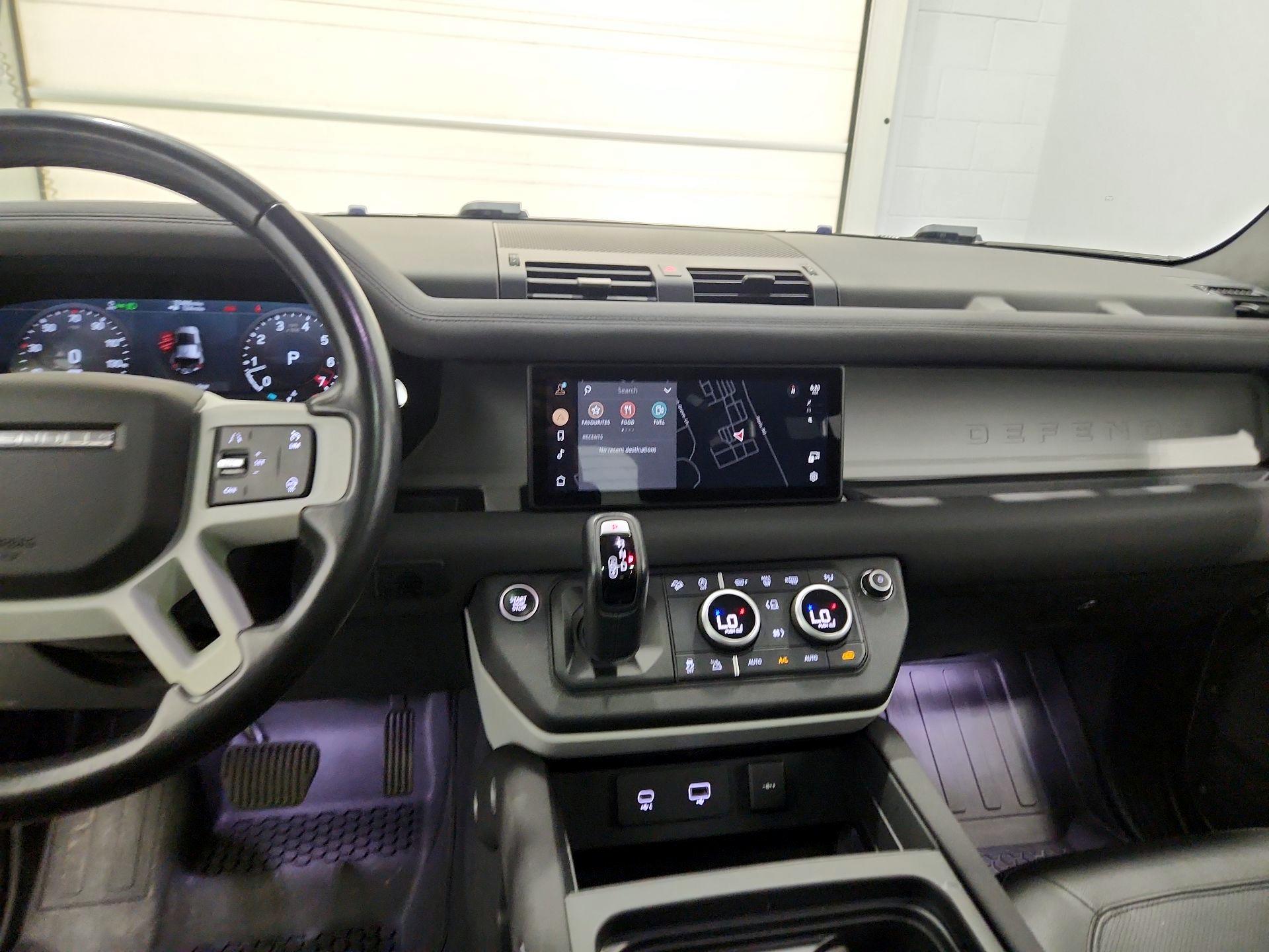 Thumbnail: 2022 Land Rover Defender - 9