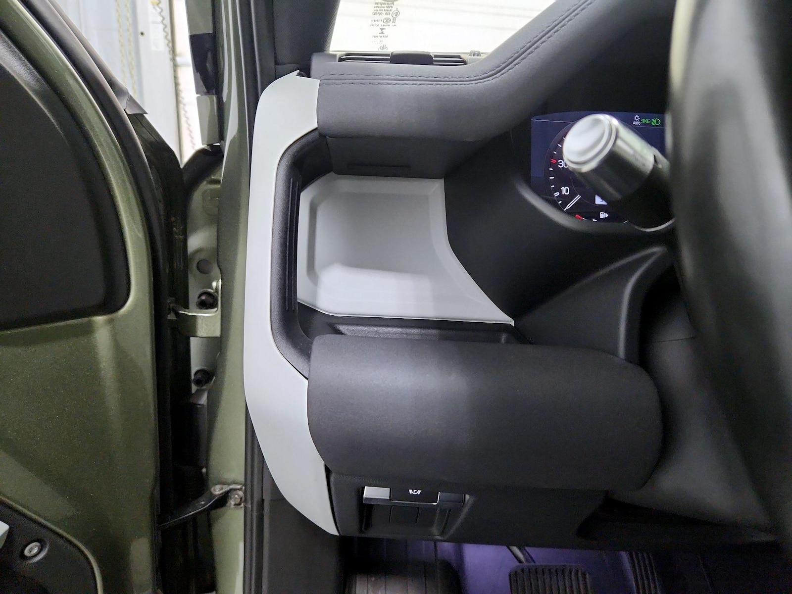 2022 Land Rover Defender S - Photo 14