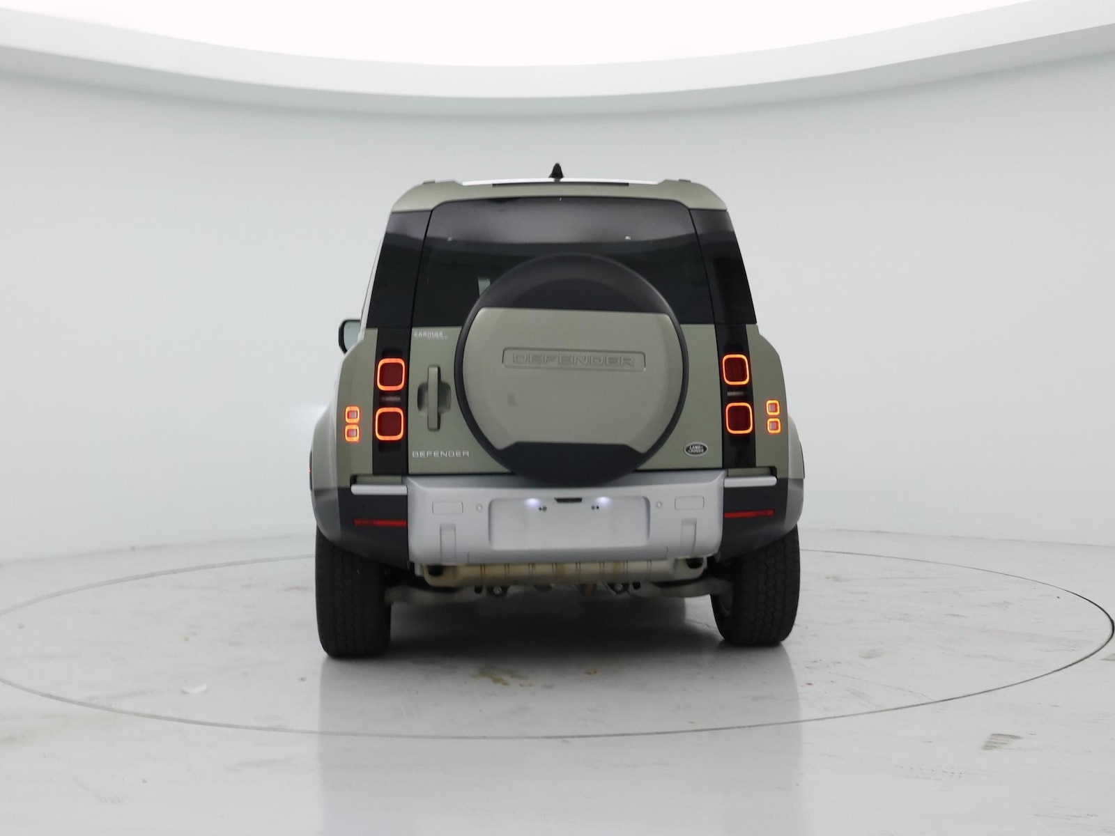 2022 Land Rover Defender S - Photo 7