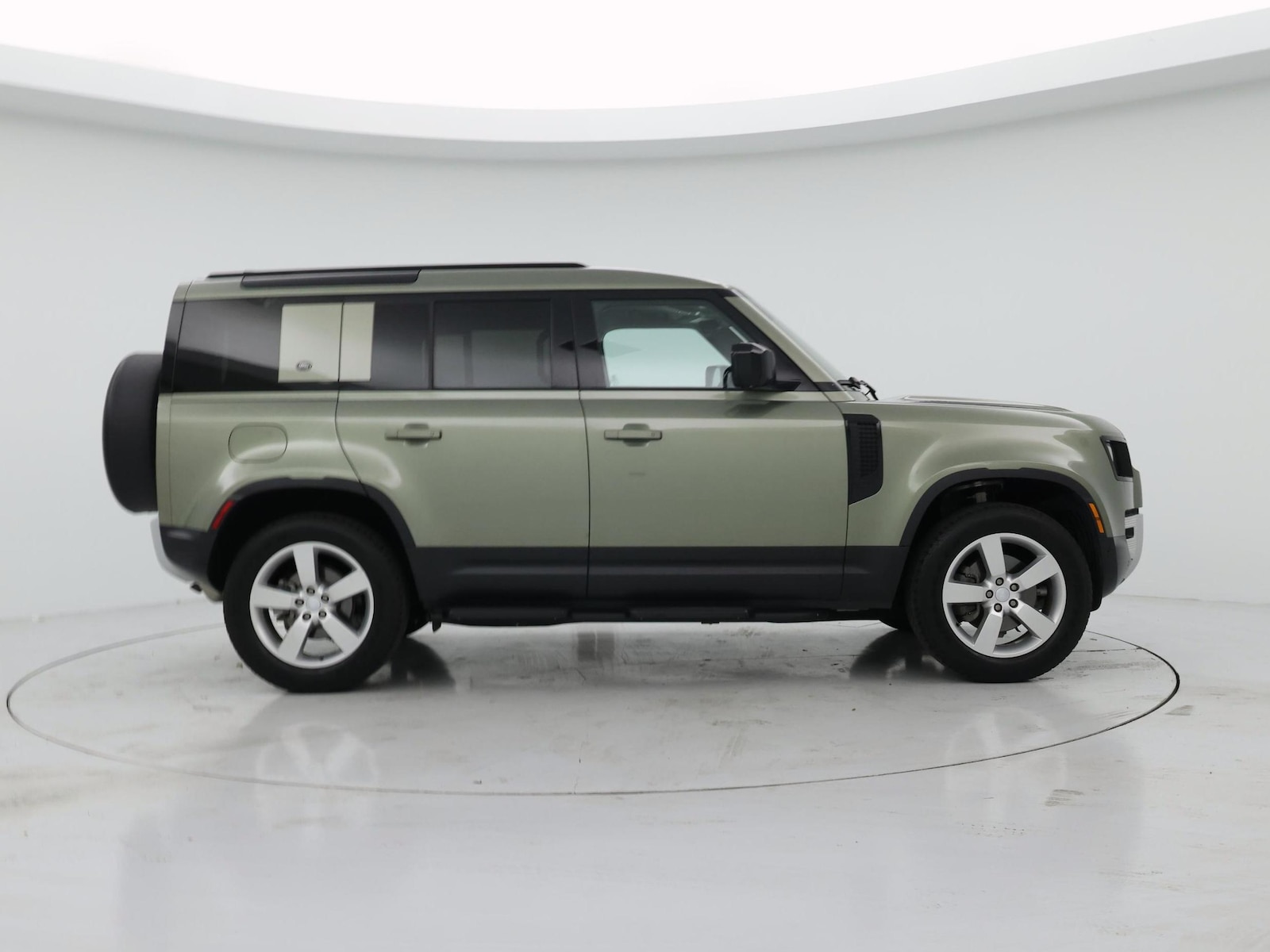 2022 Land Rover Defender S - Photo 8