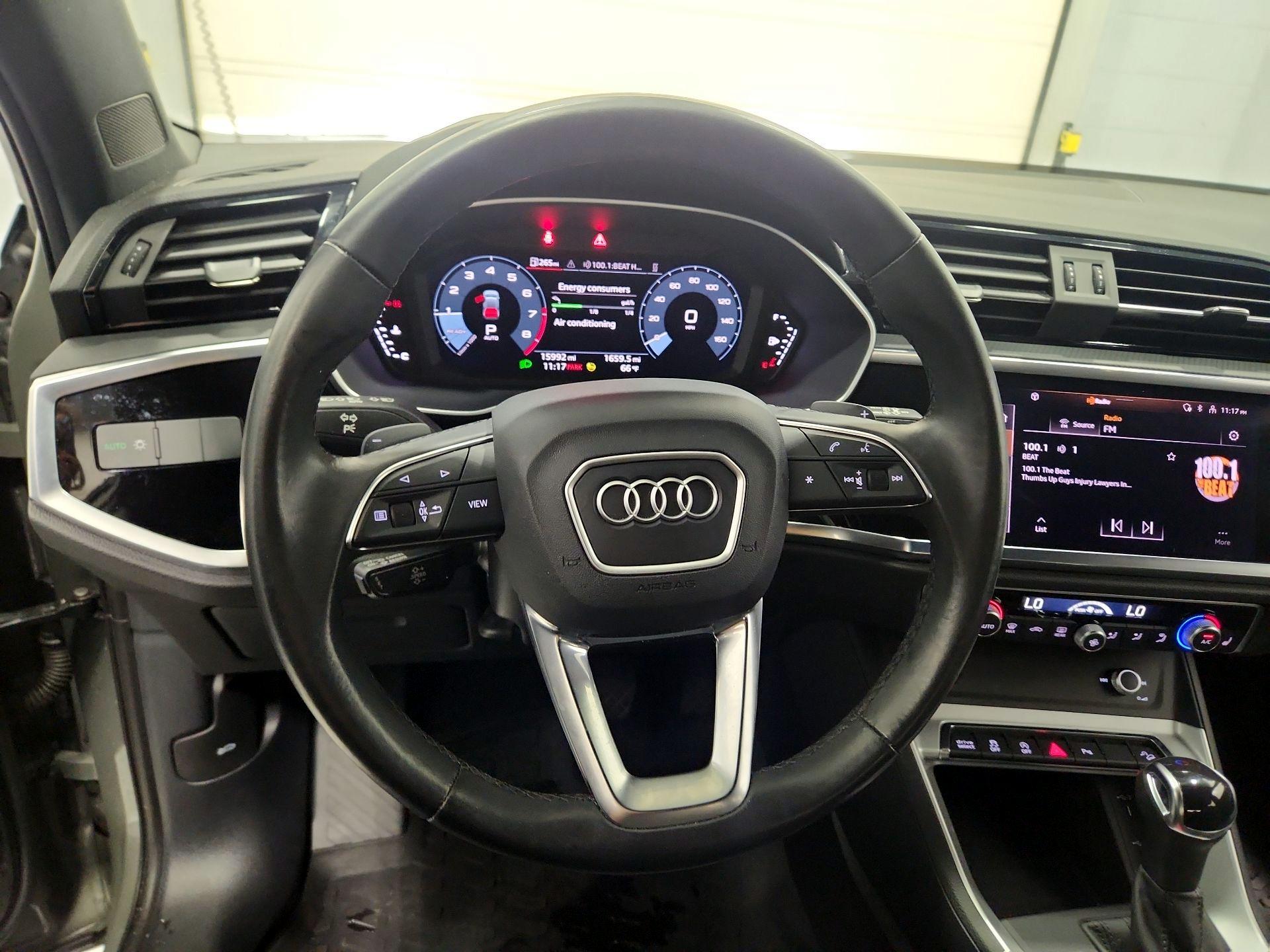 Thumbnail: 2022 Audi Q3 - 10