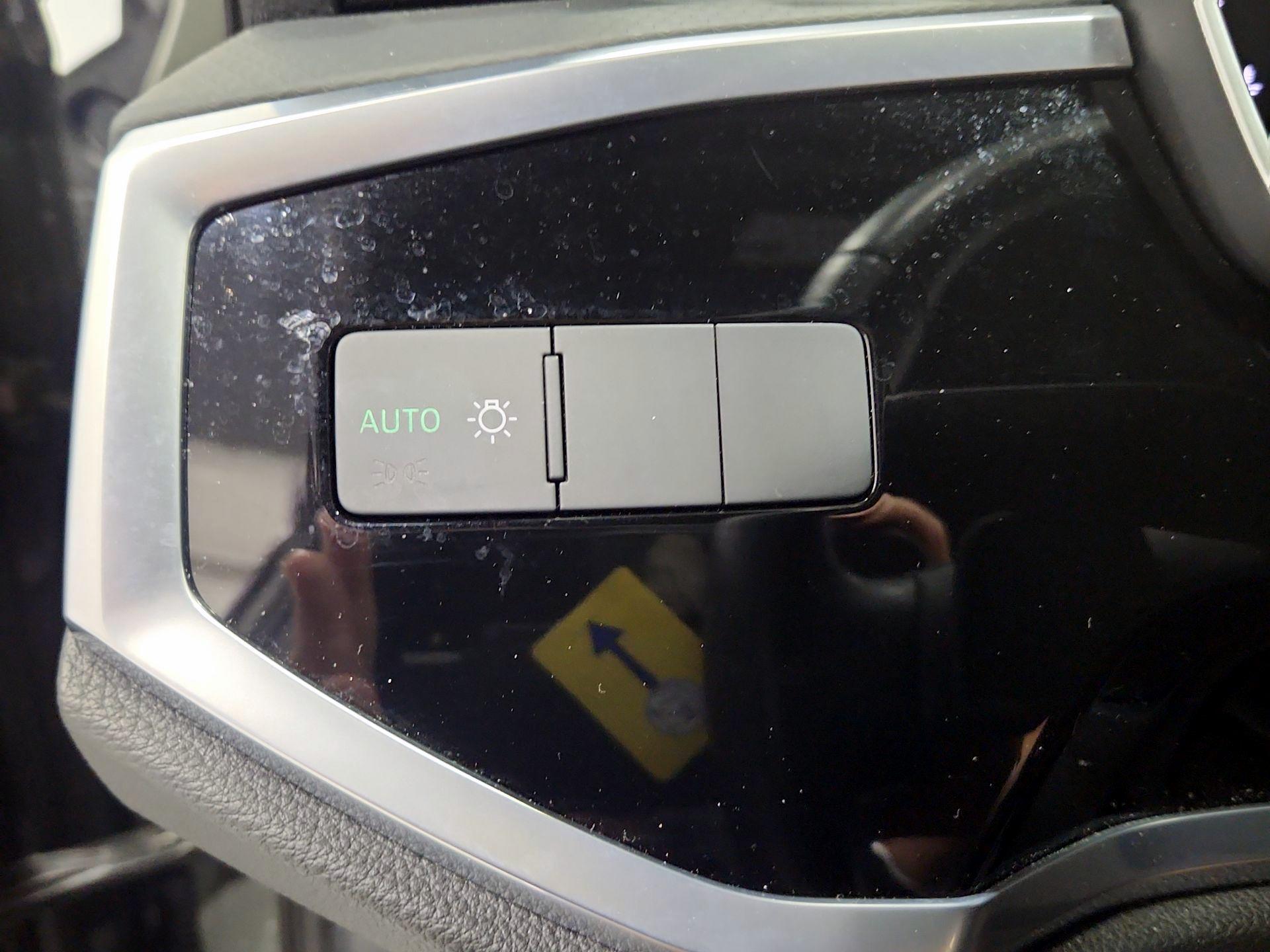 Thumbnail: 2022 Audi Q3 - 13