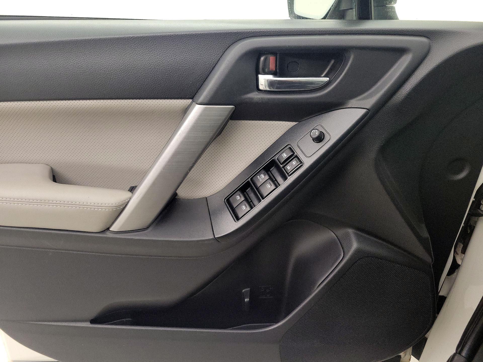 Thumbnail: 2016 Subaru Forester - 12