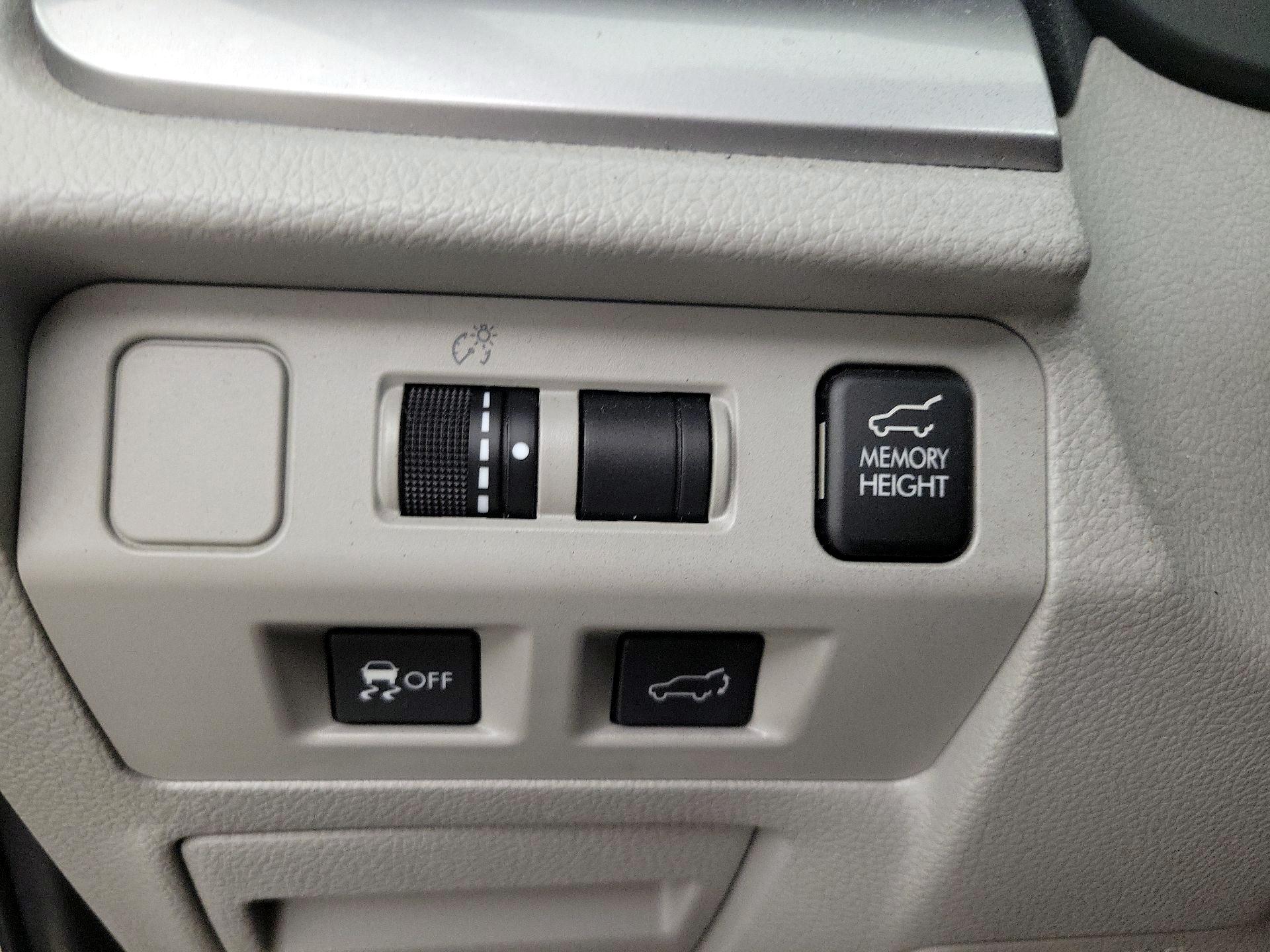 Thumbnail: 2016 Subaru Forester - 13
