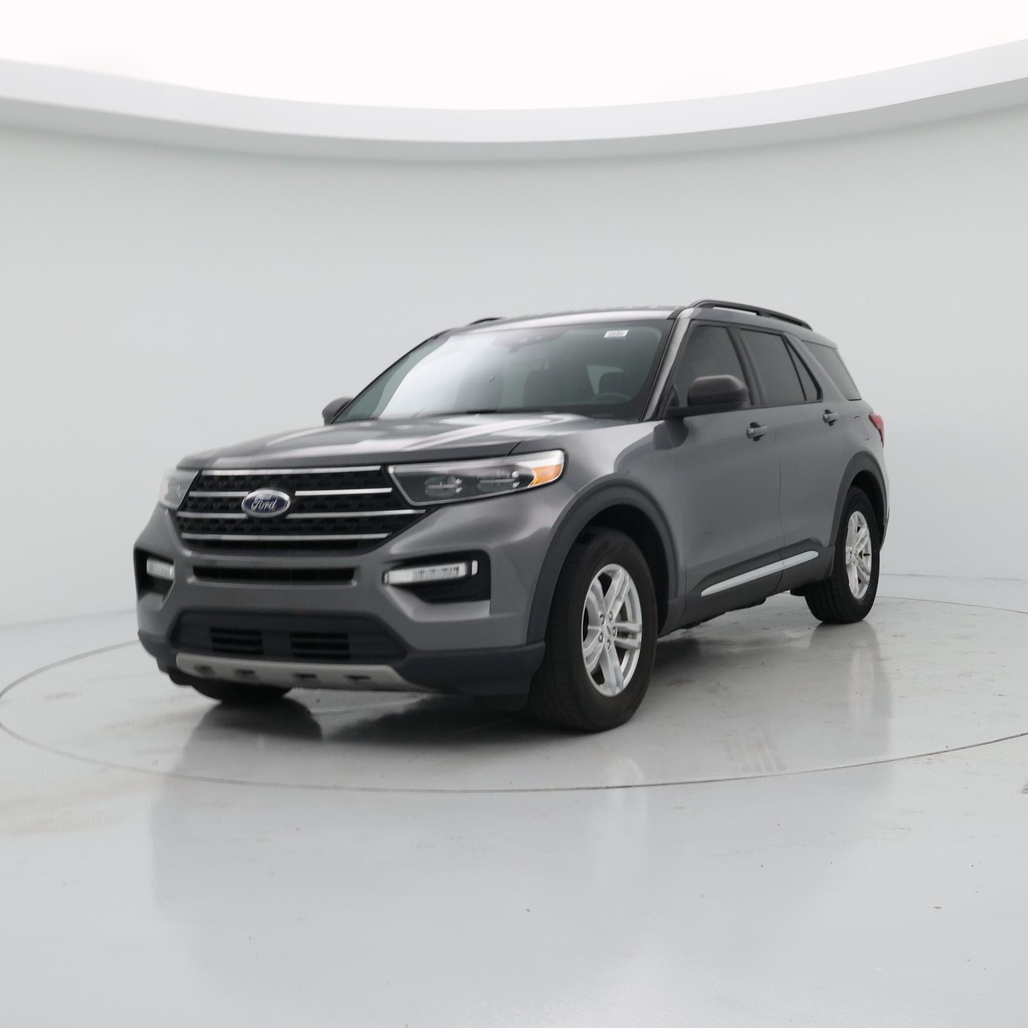 Thumbnail: 2021 Ford Explorer - 4