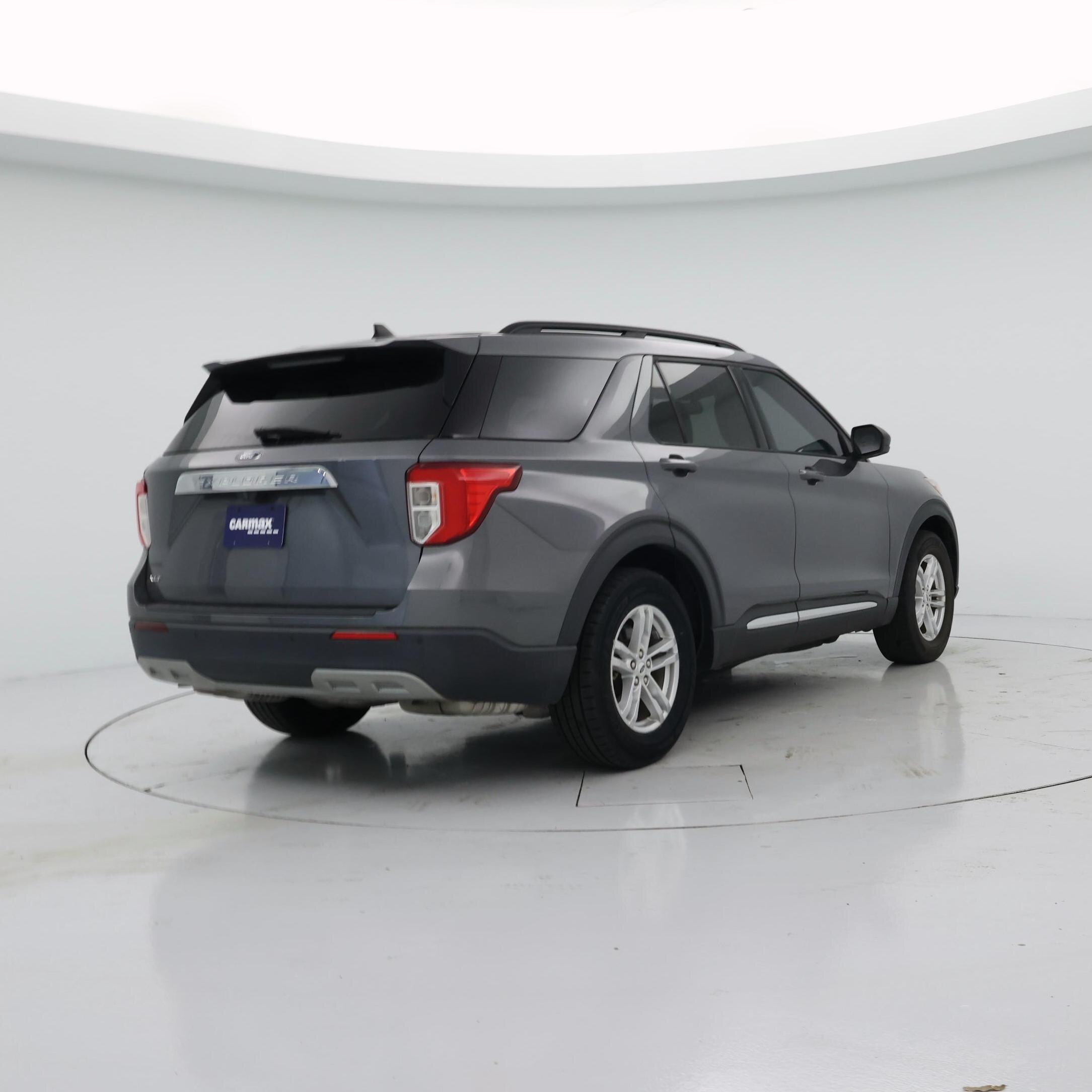 Thumbnail: 2021 Ford Explorer - 8