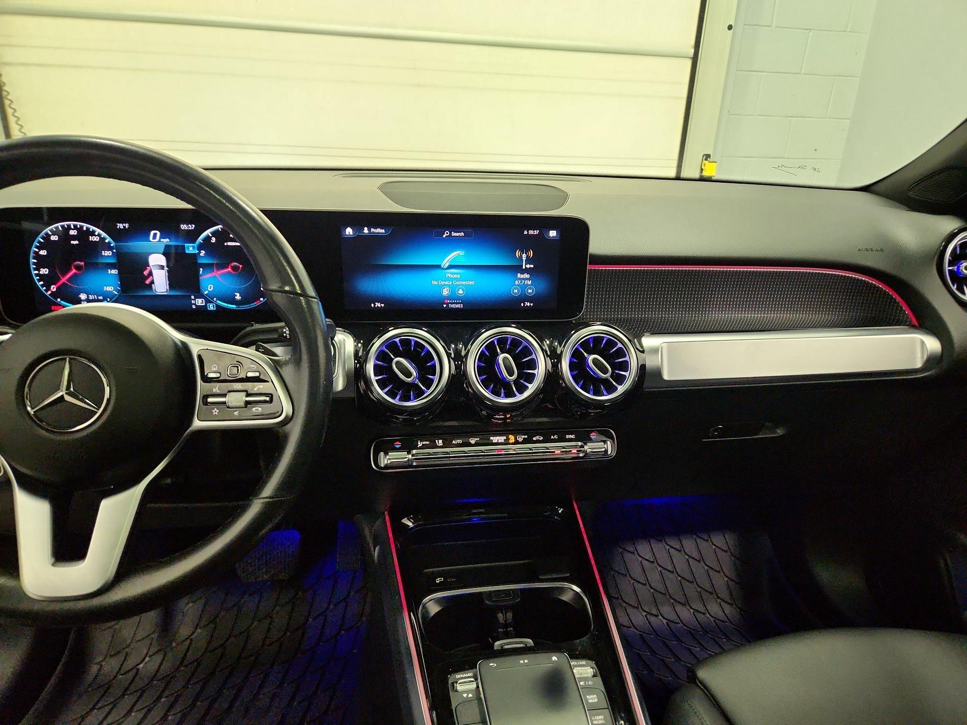 Thumbnail: 2021 Mercedes-Benz GLB - 9