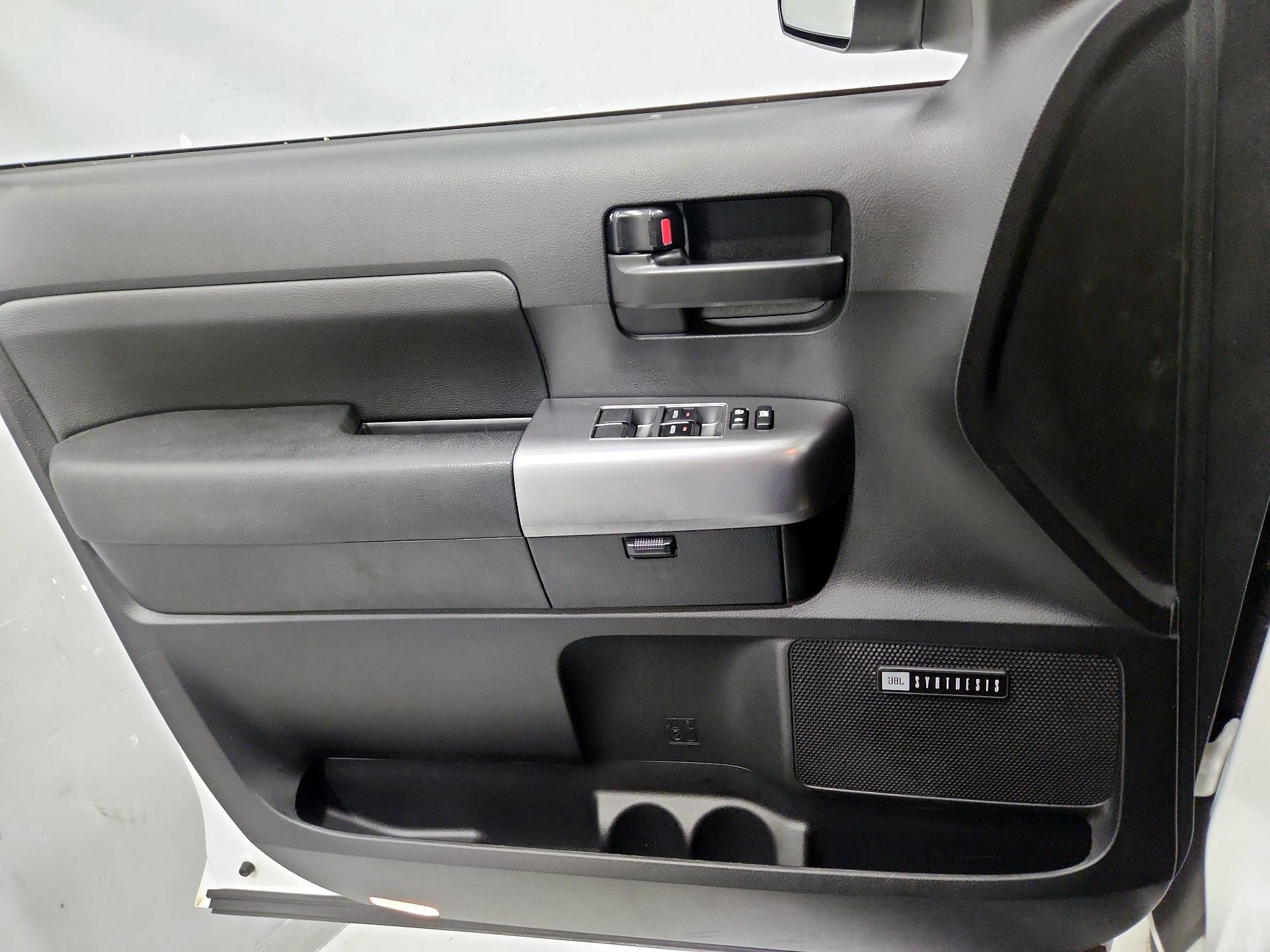 Thumbnail: 2020 Toyota Sequoia - 12