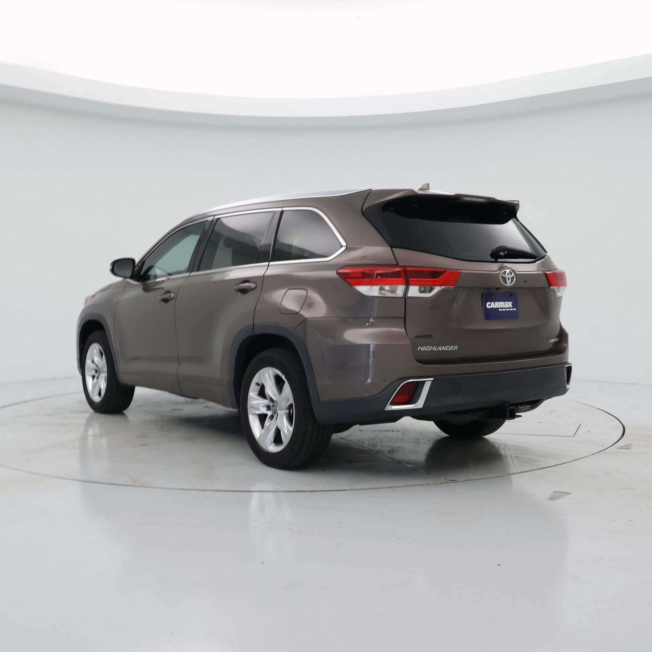 Thumbnail: 2018 Toyota Highlander - 2