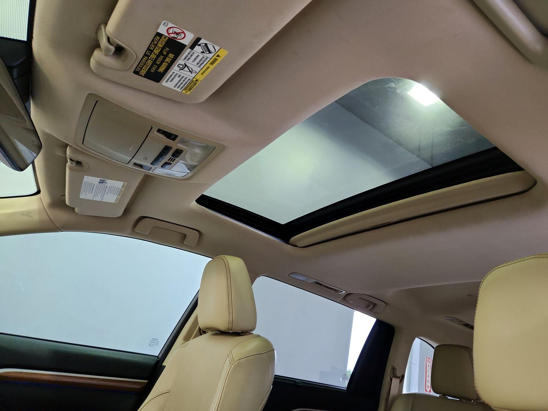 Thumbnail: 2018 Toyota Highlander - 19