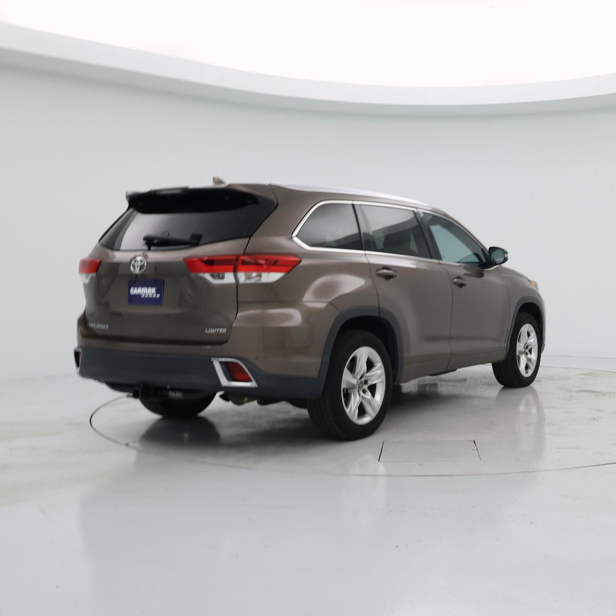 Thumbnail: 2018 Toyota Highlander - 8