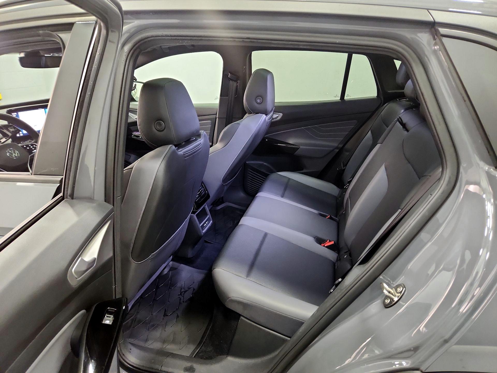 Thumbnail: 2023 Volkswagen ID.4 - 19